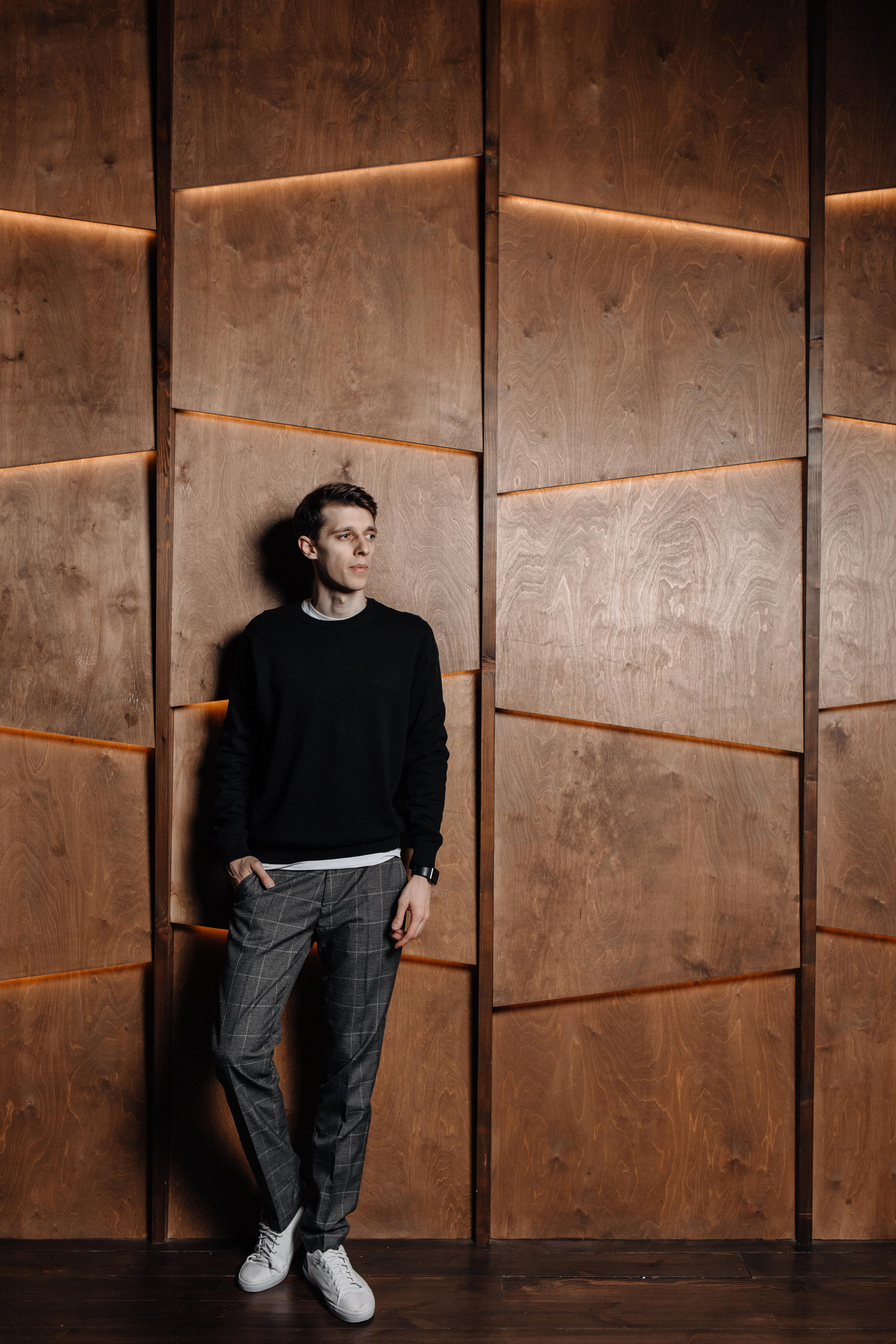 Мужская фотосессия в Москве. Мужской портрет. Мужской фотограф. Фотографии мужчин. Контент для мужчины. Бизнес портрет. Фотосессия для бизнеса.