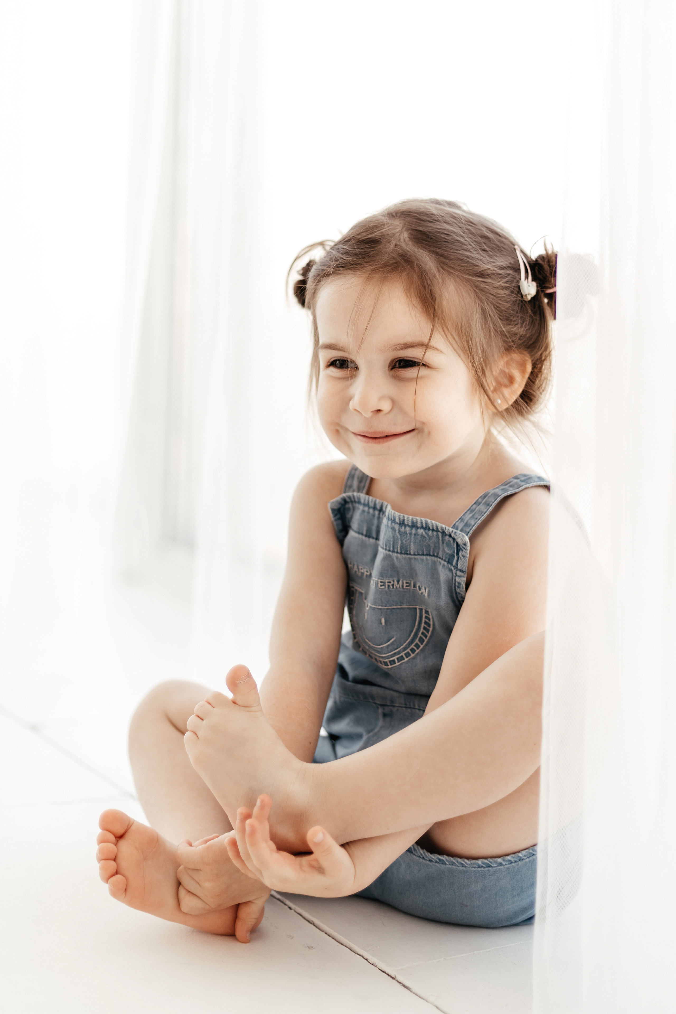 Домашняя семейная фотосессия в Москве, Домодедово, Видное, Бутово, Щербинка. Семейный фотограф Москва и Московская область. Семейная фотосессия на природе. Фотосессия детского праздника. Фотосессия юбилея. Фотосессия в день рождения. Фотограф на годик ребенку. Детский фотограф. Фоторепортаж семейного праздника. Детский фотограф Москва.