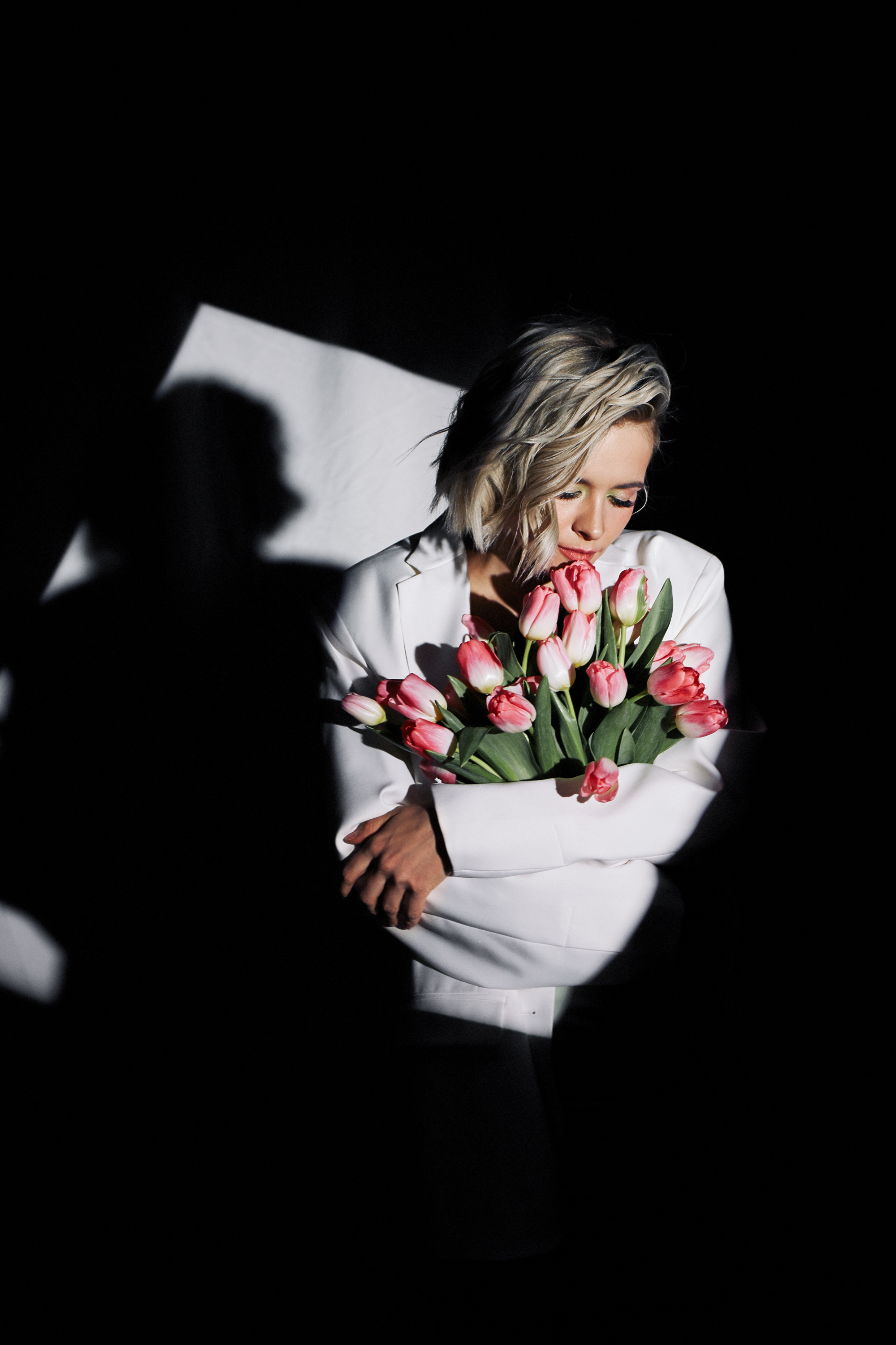 Женский фотограф в Москве и Московской области. Женская фотосессия. Женственные фотографии. Фотографии красивых женщин. Красивая стильная женская фотосессия. Контент-фотосессия. Визуал для блога.