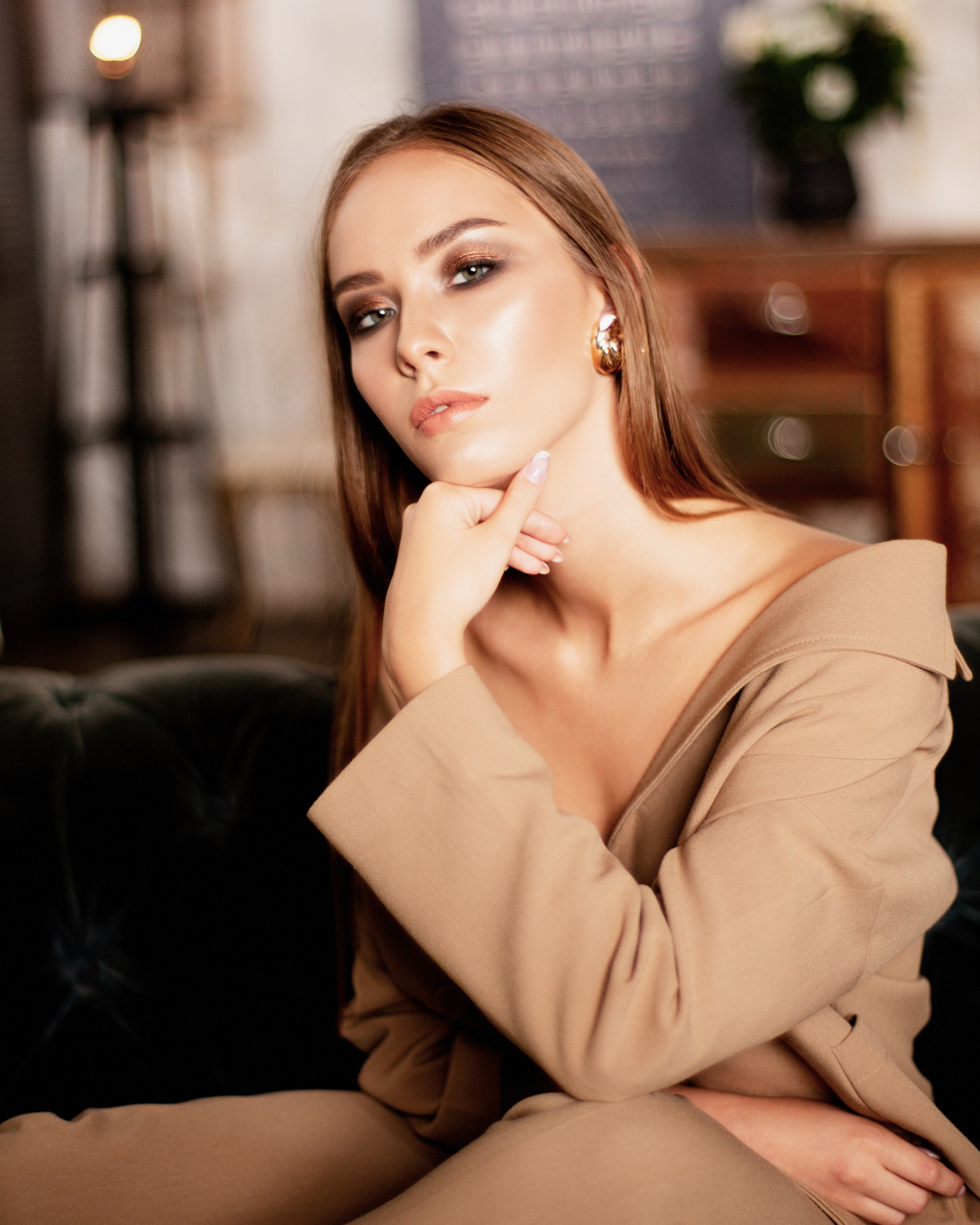 Женский фотограф в Москве и Московской области. Женская фотосессия. Женственные фотографии. Фотографии красивых женщин. Красивая стильная женская фотосессия. Контент-фотосессия. Визуал для блога.