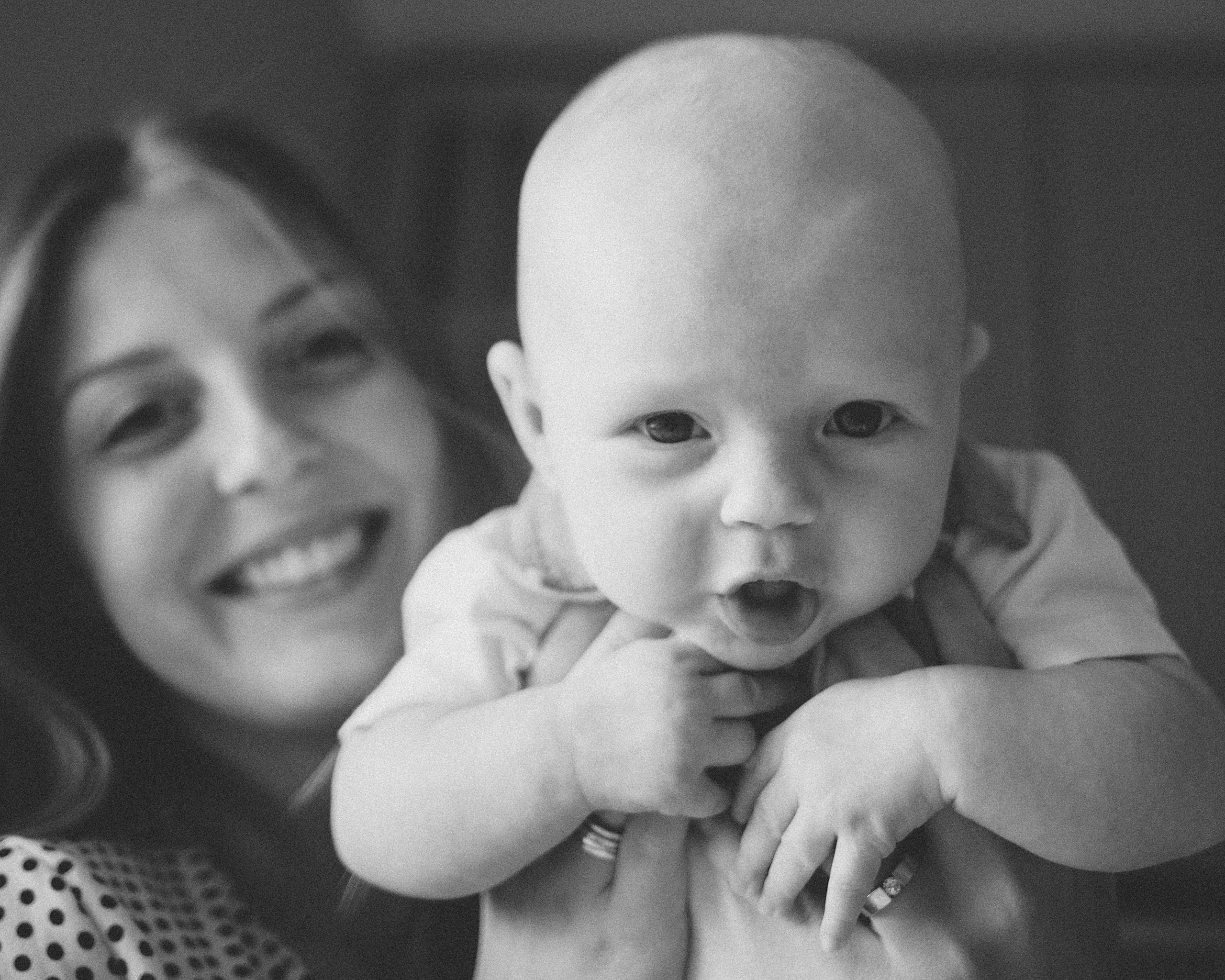 Домашняя семейная фотосессия в Москве, Домодедово, Видное, Бутово, Щербинка. Семейный фотограф Москва и Московская область. Семейная фотосессия на природе. Фотосессия детского праздника. Фотосессия юбилея. Фотосессия в день рождения. Фотограф на годик ребенку. Детский фотограф. Фоторепортаж семейного праздника. Детский фотограф Москва.м