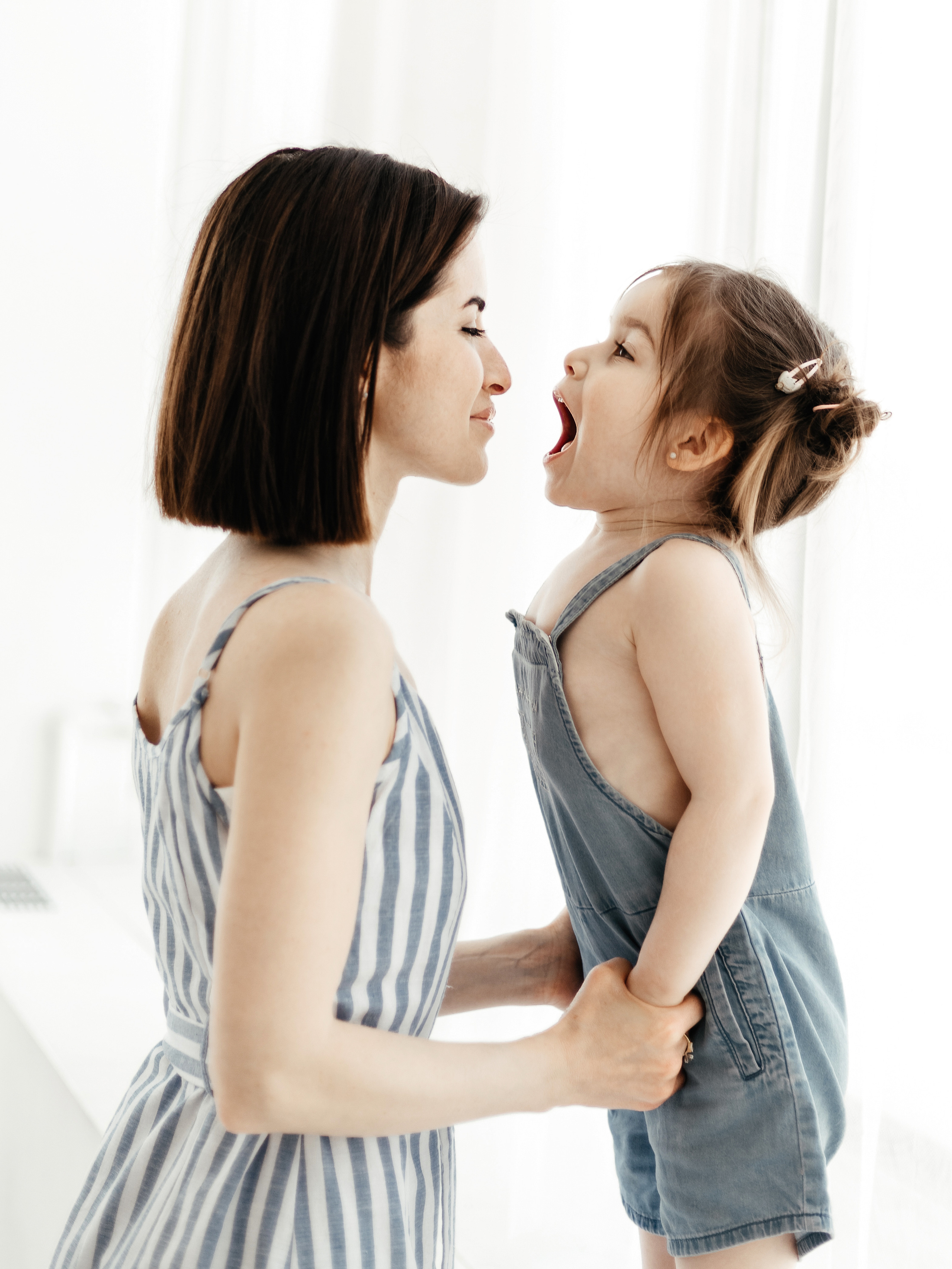 Домашняя семейная фотосессия в Москве, Домодедово, Видное, Бутово, Щербинка. Семейный фотограф Москва и Московская область. Семейная фотосессия на природе. Фотосессия детского праздника. Фотосессия юбилея. Фотосессия в день рождения. Фотограф на годик ребенку. Детский фотограф. Фоторепортаж семейного праздника. Детский фотограф Москва.