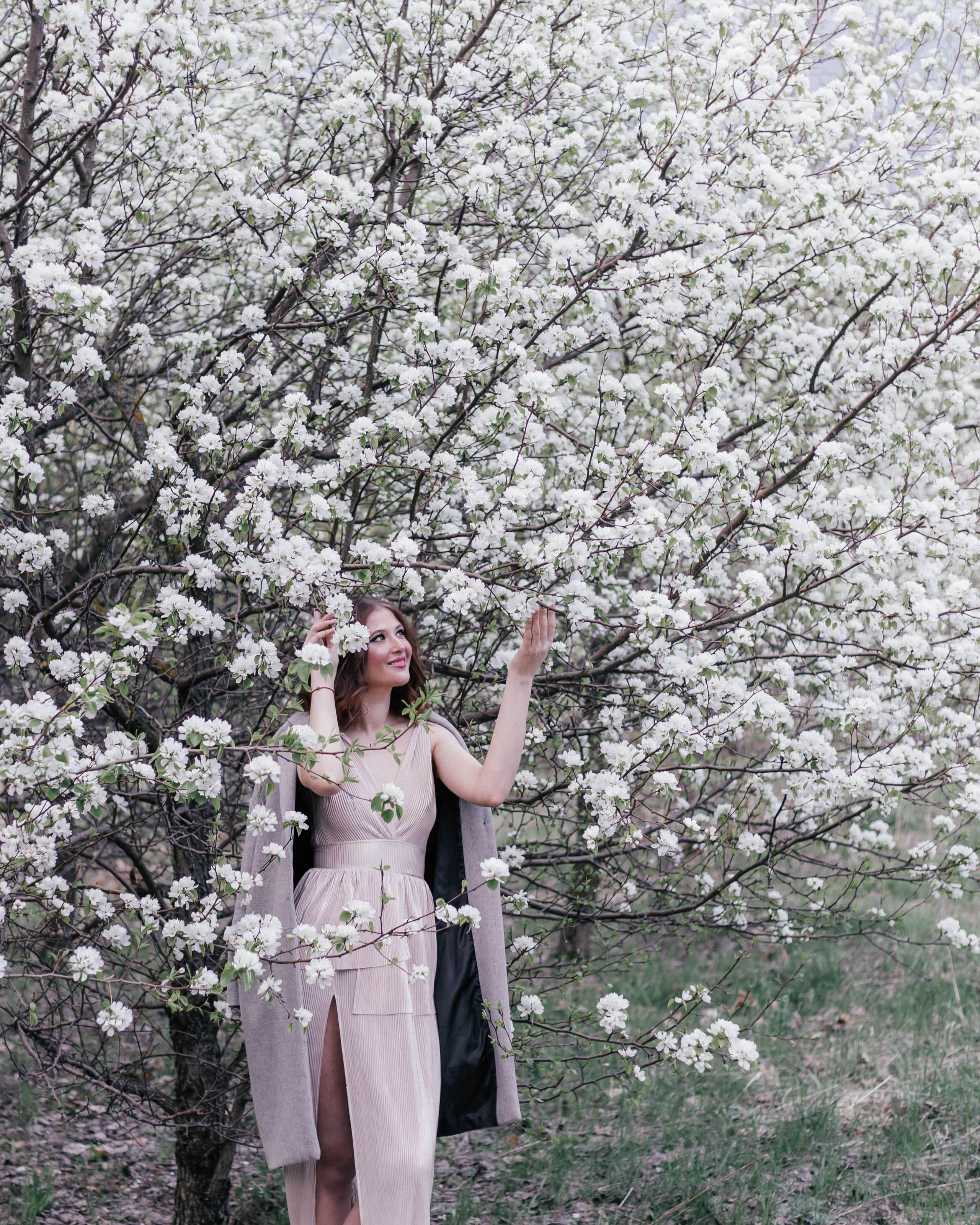 Женский фотограф в Москве и Московской области. Женская фотосессия. Женственные фотографии. Фотографии красивых женщин. Красивая стильная женская фотосессия. Контент-фотосессия. Визуал для блога.