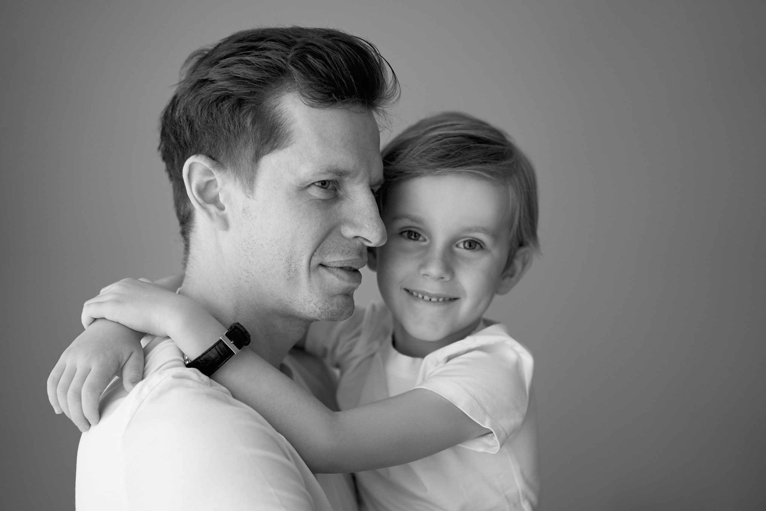 Домашняя семейная фотосессия в Москве, Домодедово, Видное, Бутово, Щербинка. Семейный фотограф Москва и Московская область. Семейная фотосессия на природе. Фотосессия детского праздника. Фотосессия юбилея. Фотосессия в день рождения. Фотограф на годик ребенку. Детский фотограф. Фоторепортаж семейного праздника. Детский фотограф Москва.