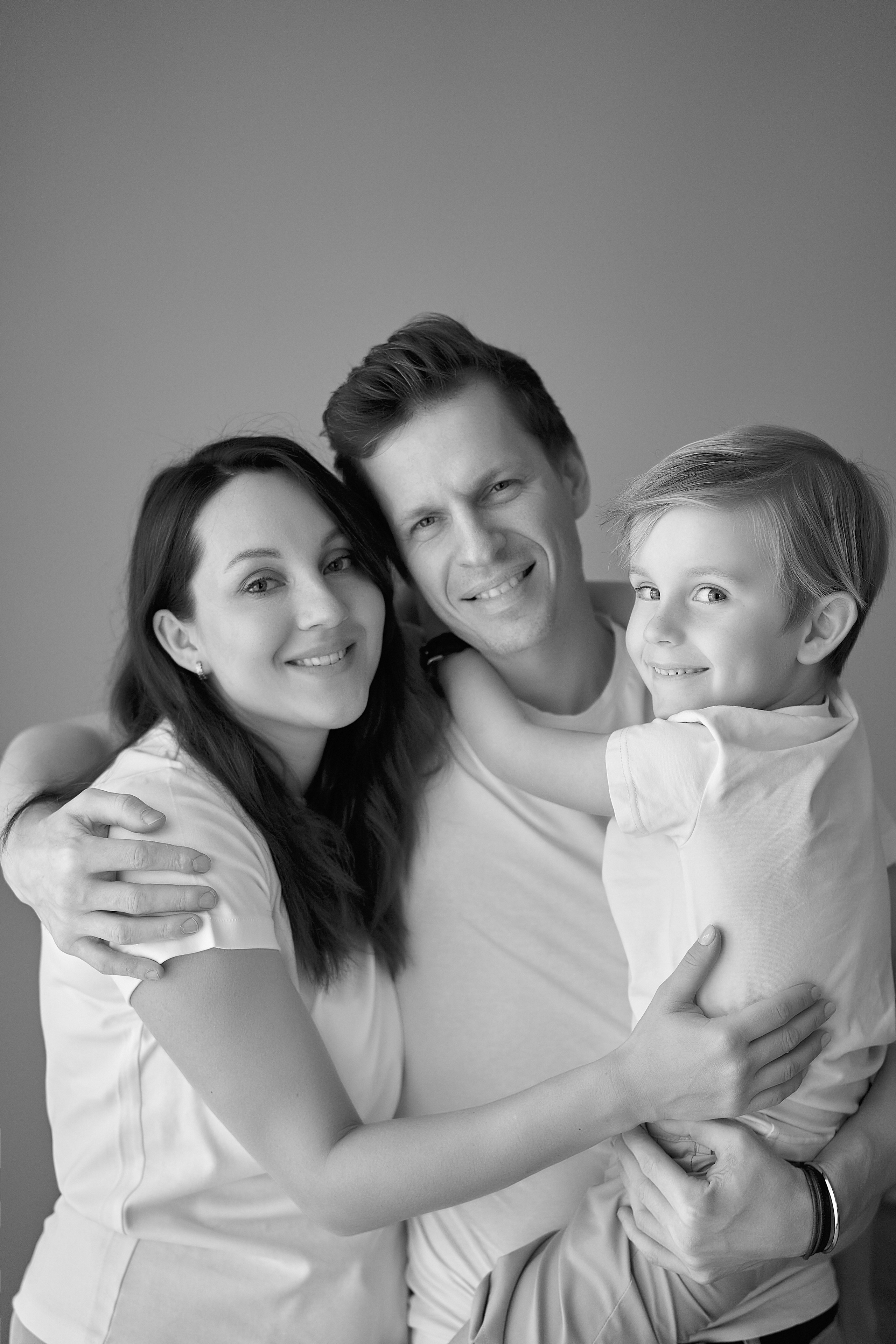 Домашняя семейная фотосессия в Москве, Домодедово, Видное, Бутово, Щербинка. Семейный фотограф Москва и Московская область. Семейная фотосессия на природе. Фотосессия детского праздника. Фотосессия юбилея. Фотосессия в день рождения. Фотограф на годик ребенку. Детский фотограф. Фоторепортаж семейного праздника. Детский фотограф Москва.