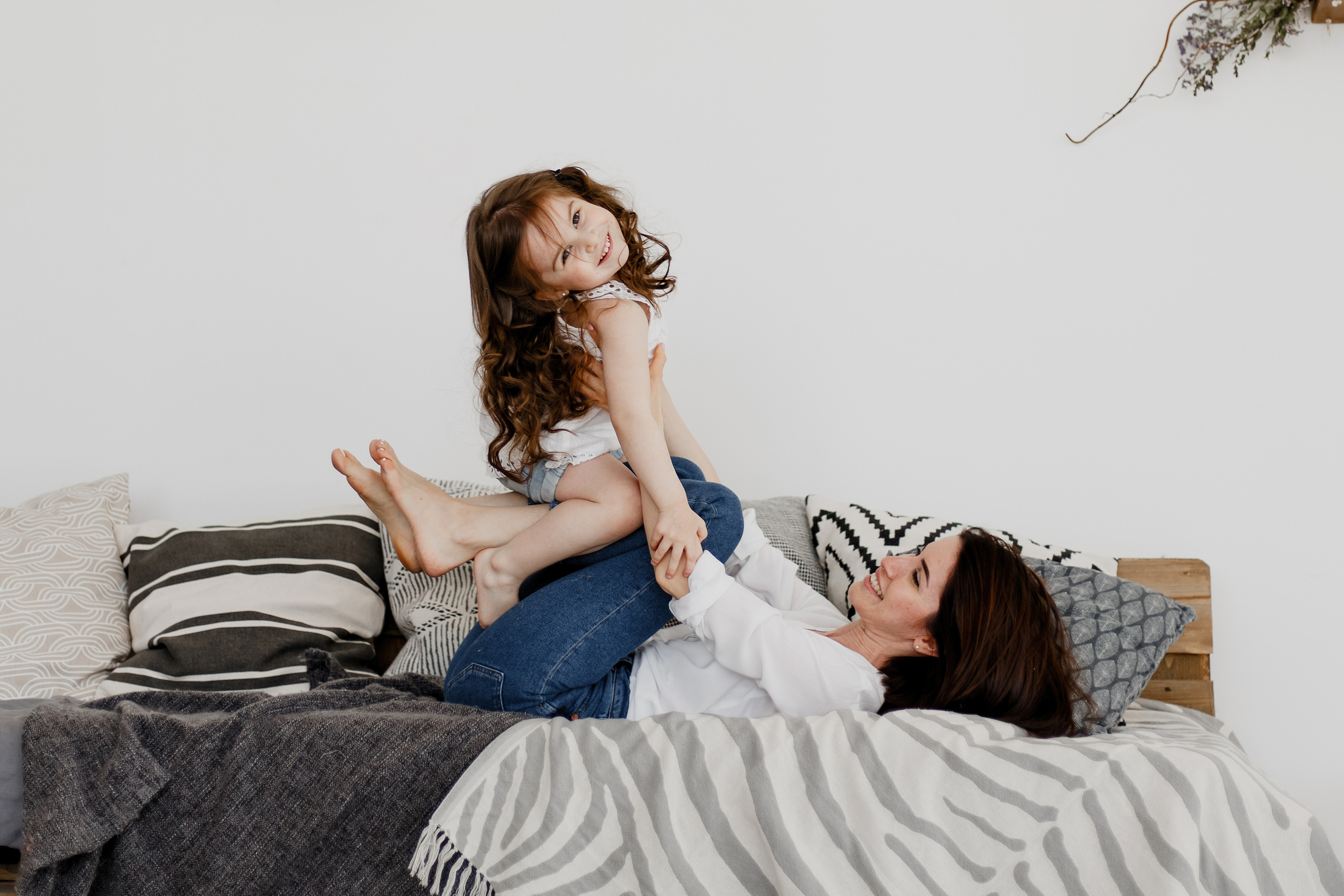 Домашняя семейная фотосессия в Москве, Домодедово, Видное, Бутово, Щербинка. Семейный фотограф Москва и Московская область. Семейная фотосессия на природе. Фотосессия детского праздника. Фотосессия юбилея. Фотосессия в день рождения. Фотограф на годик ребенку. Детский фотограф. Фоторепортаж семейного праздника. Детский фотограф Москва.