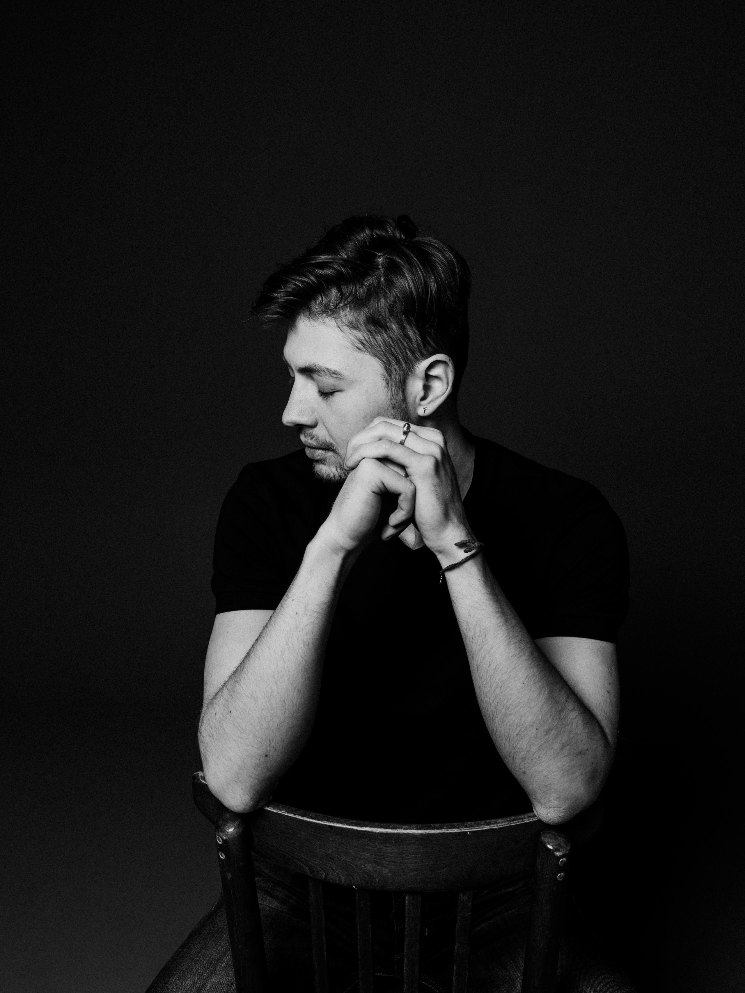 Мужская фотосессия в Москве. Мужской портрет. Мужской фотограф. Фотографии мужчин. Контент для мужчины. Бизнес портрет. Фотосессия для бизнеса.