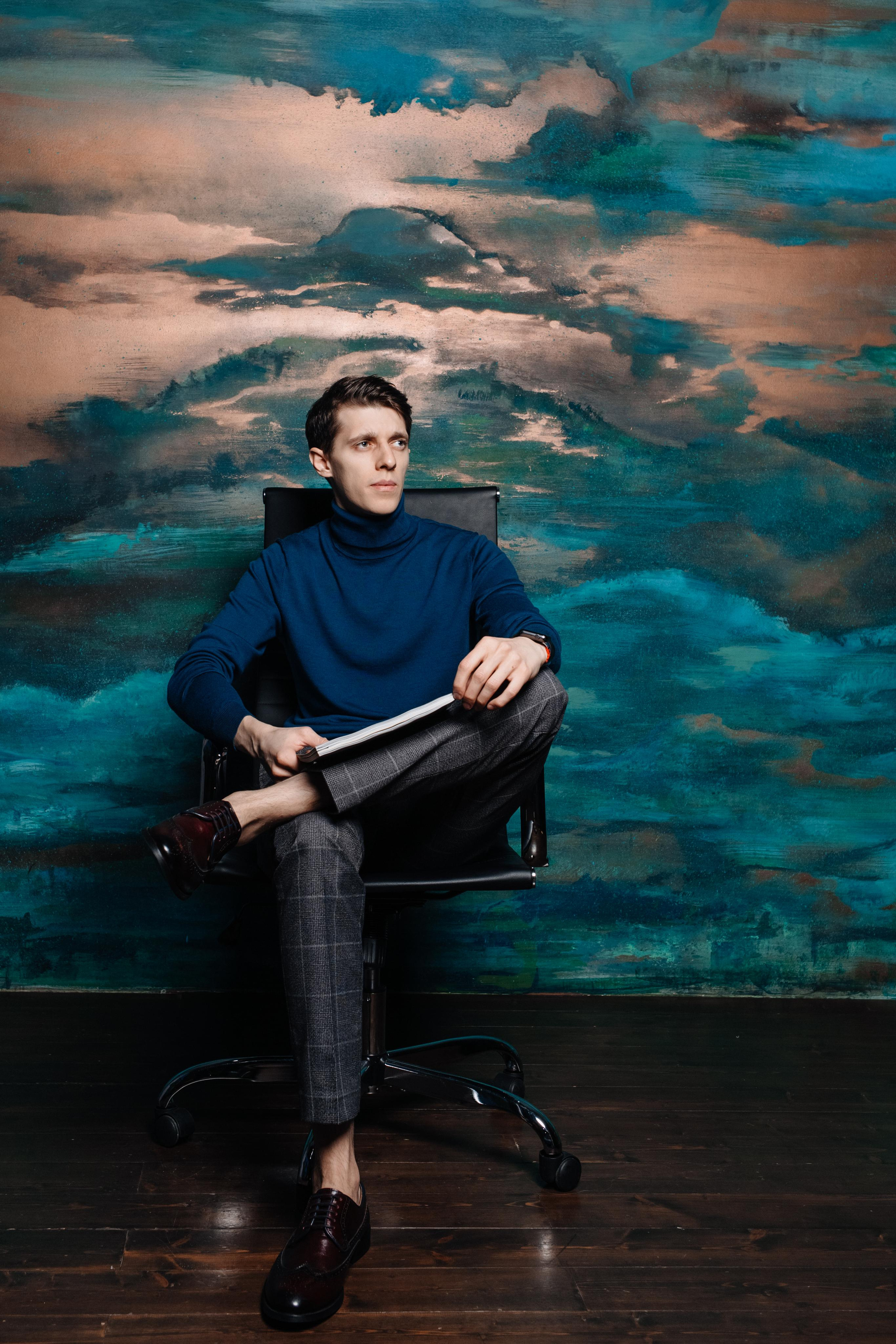 Мужская фотосессия в Москве. Мужской портрет. Мужской фотограф. Фотографии мужчин. Контент для мужчины. Бизнес портрет. Фотосессия для бизнеса.