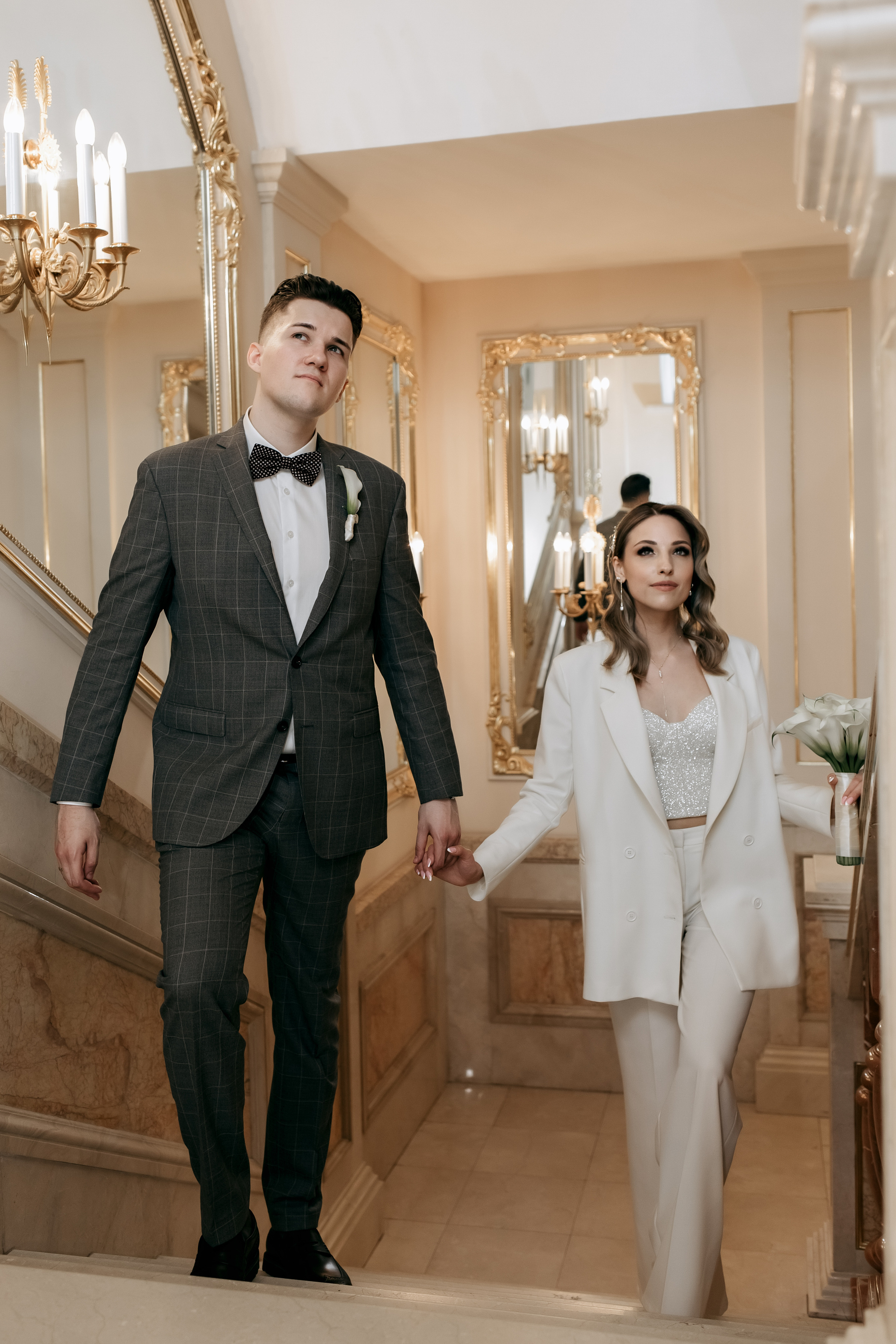 Свадебная прогулка во дворце.Индивидуальный и семейный фотограф в Москве и городе Видное. Свадебный фотограф в Москве. Свадебный фотограф в Московской области. Свадебная фотосессия 2023. Заказать свадебную фотосессию. Фотограф недорого. Красивые свадебные фотографии. Душевный фотограф. Фотограф Видное. Фотограф Домодедово. Фотограф Бутово. Фотограф Москва. Фотограф Царицыно. Свадебная фотосессия в Царицыно. Семейная фотосессия. Контент-фотосессия в Москве. Контент-фотограф. Визуал для эксперта.  