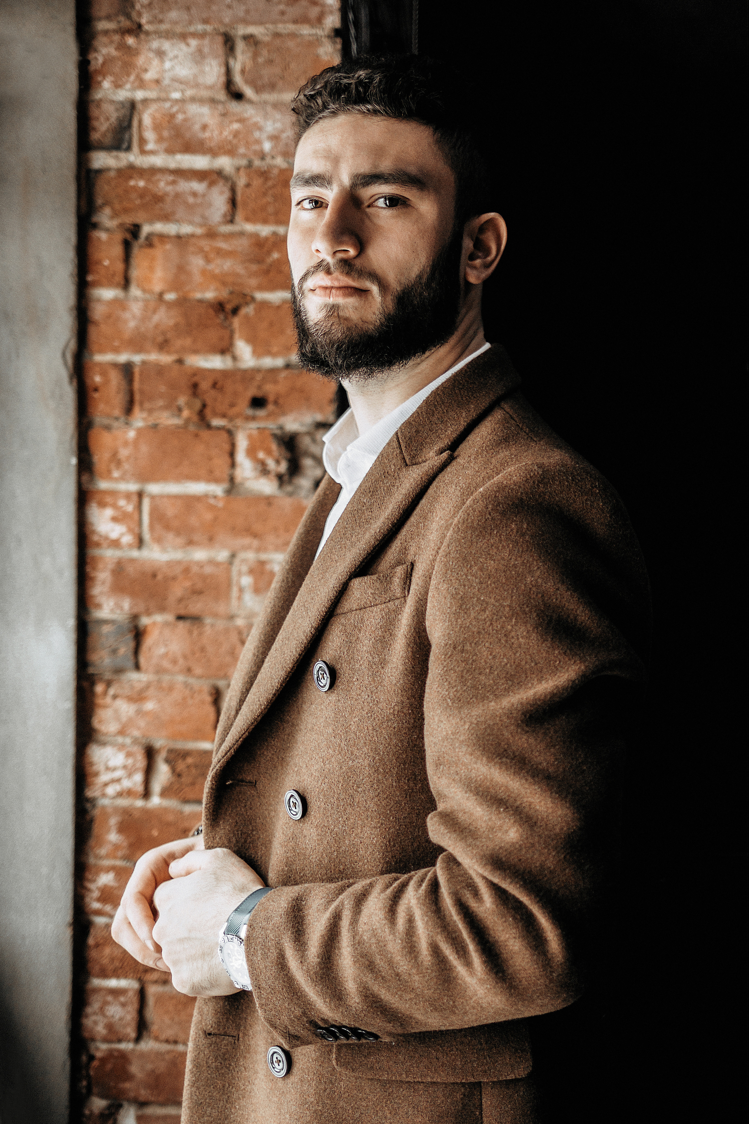 Мужская фотосессия в Москве. Мужской портрет. Мужской фотограф. Фотографии мужчин. Контент для мужчины. Бизнес портрет. Фотосессия для бизнеса.