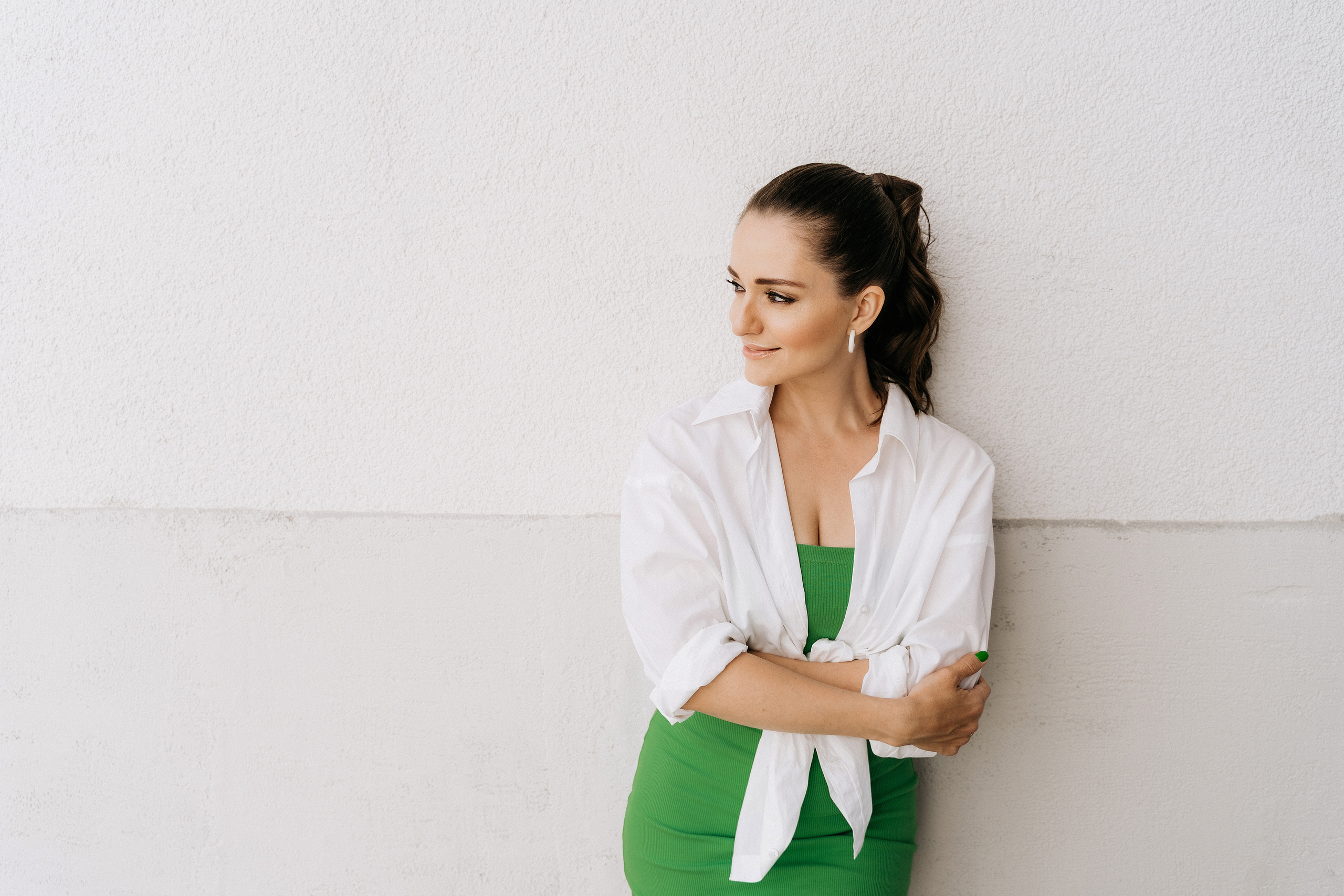 Женский фотограф в Москве и Московской области. Женская фотосессия. Женственные фотографии. Фотографии красивых женщин. Красивая стильная женская фотосессия. Контент-фотосессия. Визуал для блога.