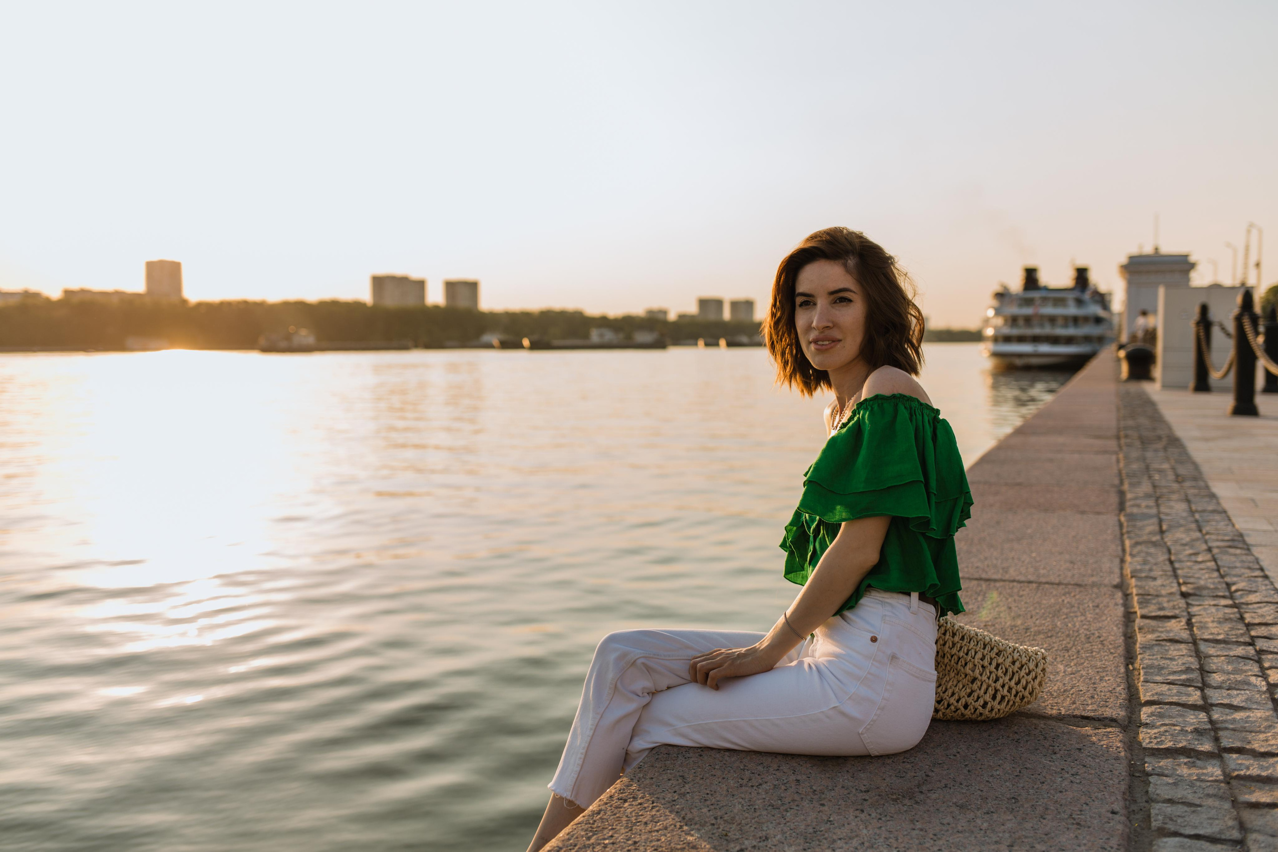 Семейная фотосессия в парке. Прогулочная фотосессия в Москве. Семейный фотограф. Фотосессия в Москве. Фотосессия в Видном. Фотограф Москва. Фотограф Видное. Свадебный и семейный фотограф. Душевный фотограф. Красивые фотографии прогулок. Заказать фотосессию. 