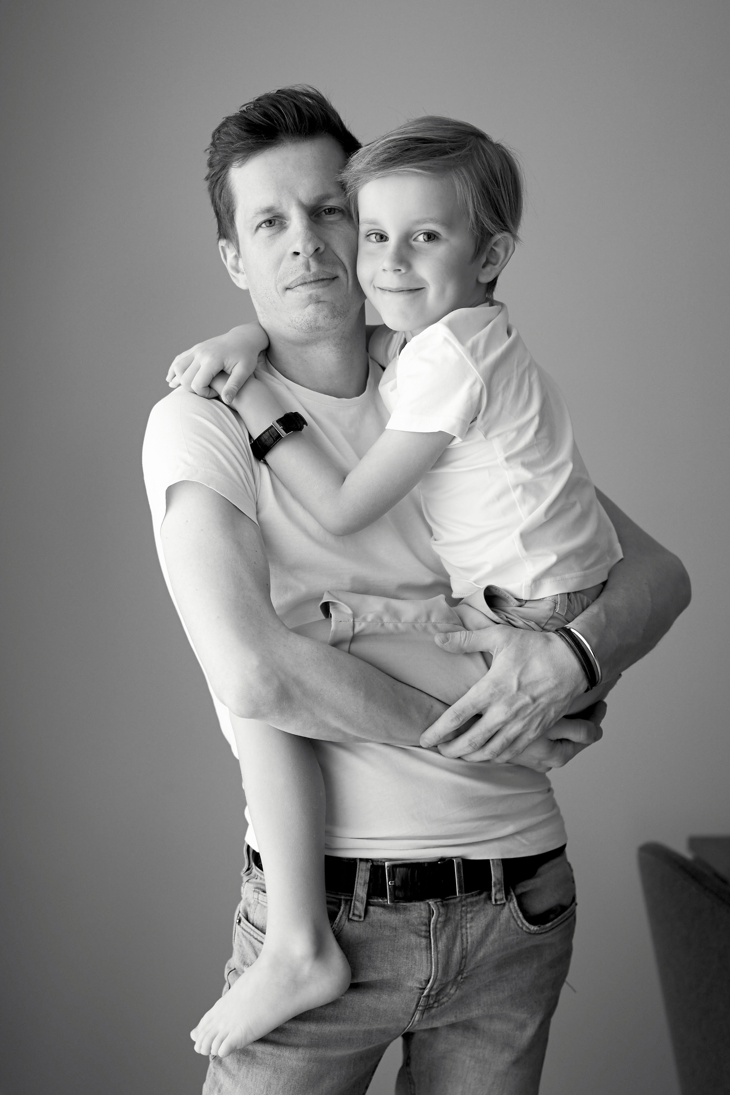 Домашняя семейная фотосессия в Москве, Домодедово, Видное, Бутово, Щербинка. Семейный фотограф Москва и Московская область. Семейная фотосессия на природе. Фотосессия детского праздника. Фотосессия юбилея. Фотосессия в день рождения. Фотограф на годик ребенку. Детский фотограф. Фоторепортаж семейного праздника. Детский фотограф Москва.