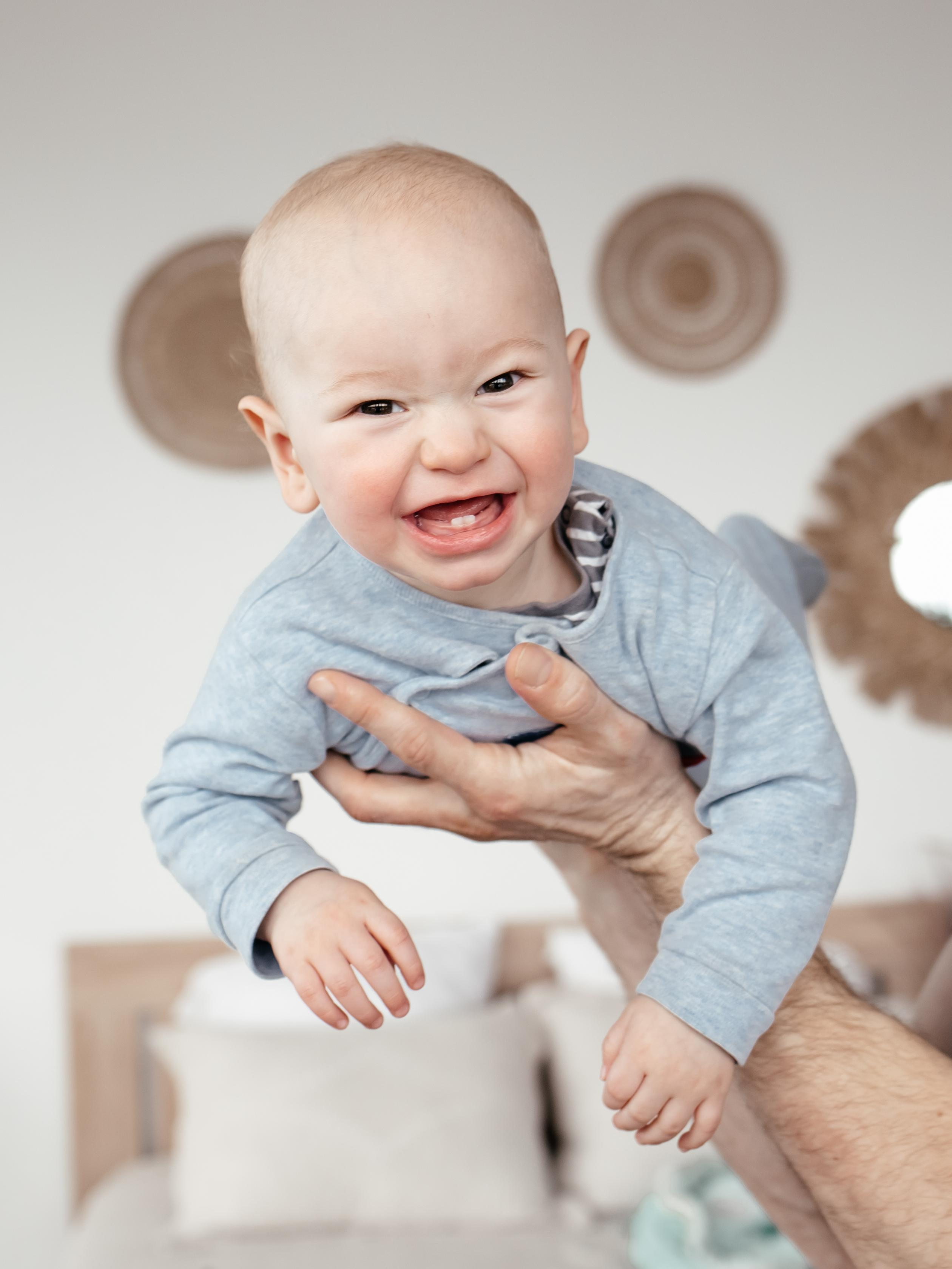 Домашняя семейная фотосессия в Москве, Домодедово, Видное, Бутово, Щербинка. Семейный фотограф Москва и Московская область. Семейная фотосессия на природе. Фотосессия детского праздника. Фотосессия юбилея. Фотосессия в день рождения. Фотограф на годик ребенку. Детский фотограф. Фоторепортаж семейного праздника. Детский фотограф Москва.