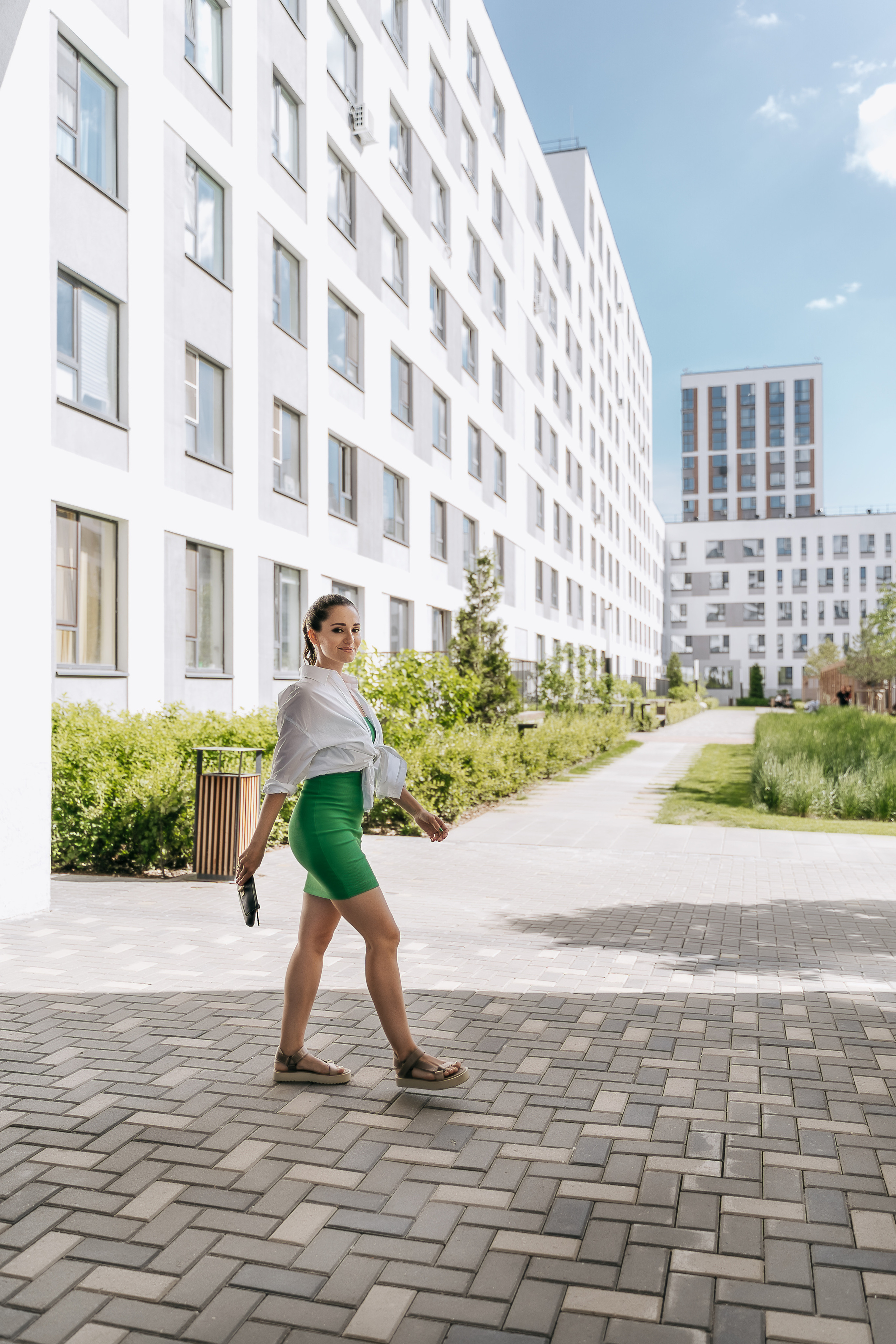 Женский фотограф в Москве и Московской области. Женская фотосессия. Женственные фотографии. Фотографии красивых женщин. Красивая стильная женская фотосессия. Контент-фотосессия. Визуал для блога.