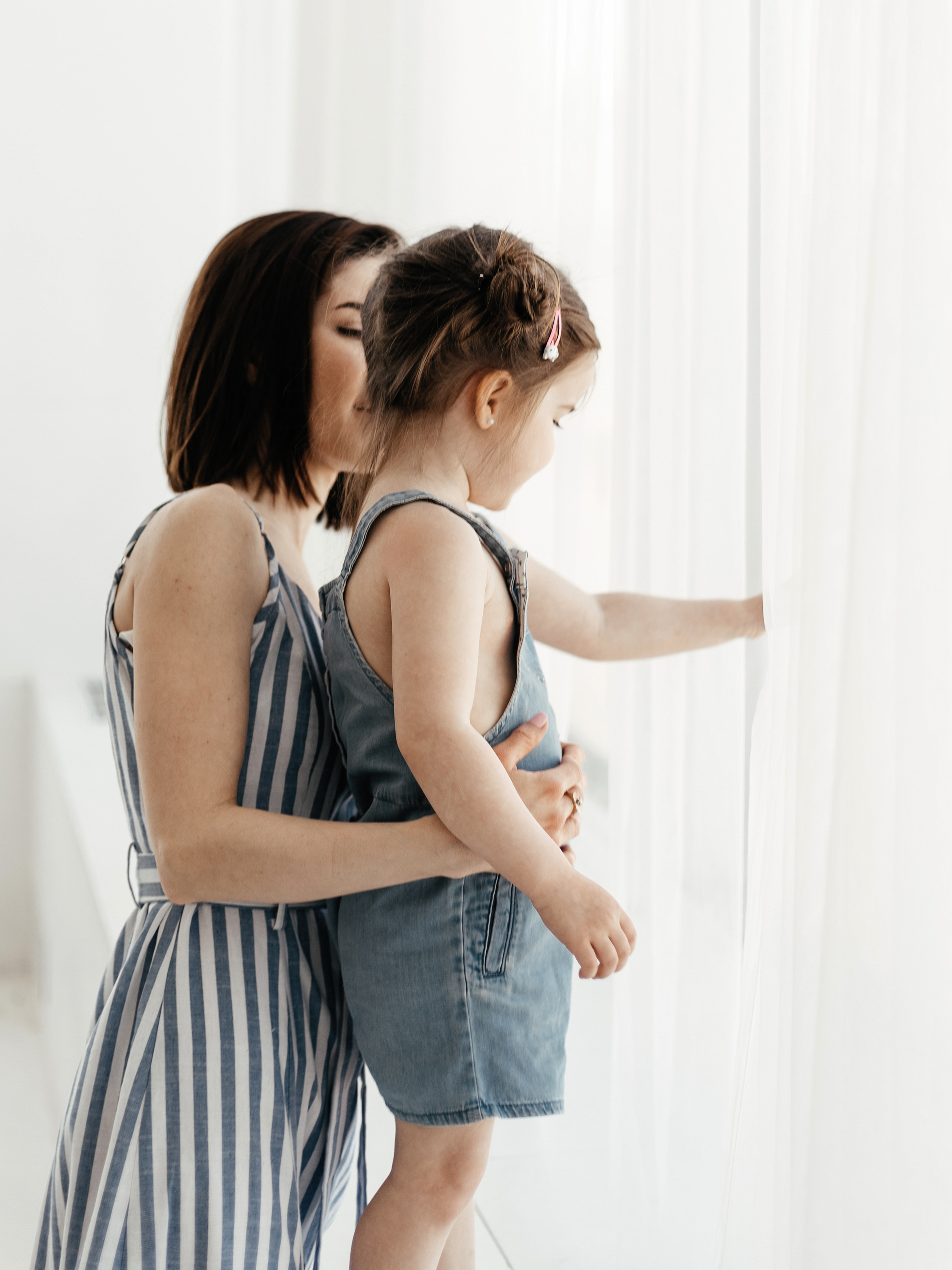 Домашняя семейная фотосессия в Москве, Домодедово, Видное, Бутово, Щербинка. Семейный фотограф Москва и Московская область. Семейная фотосессия на природе. Фотосессия детского праздника. Фотосессия юбилея. Фотосессия в день рождения. Фотограф на годик ребенку. Детский фотограф. Фоторепортаж семейного праздника. Детский фотограф Москва.