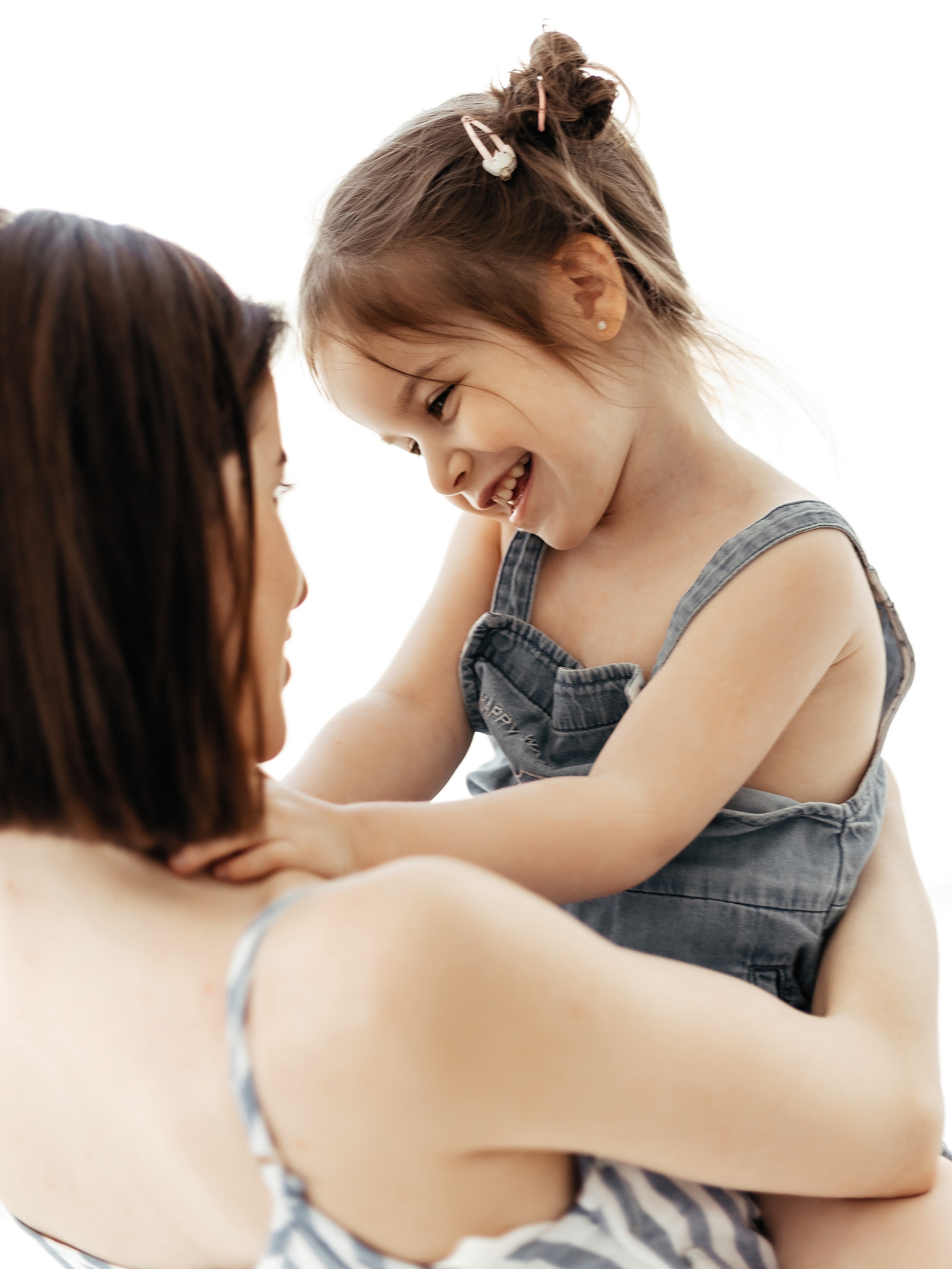 Домашняя семейная фотосессия в Москве, Домодедово, Видное, Бутово, Щербинка. Семейный фотограф Москва и Московская область. Семейная фотосессия на природе. Фотосессия детского праздника. Фотосессия юбилея. Фотосессия в день рождения. Фотограф на годик ребенку. Детский фотограф. Фоторепортаж семейного праздника. Детский фотограф Москва.