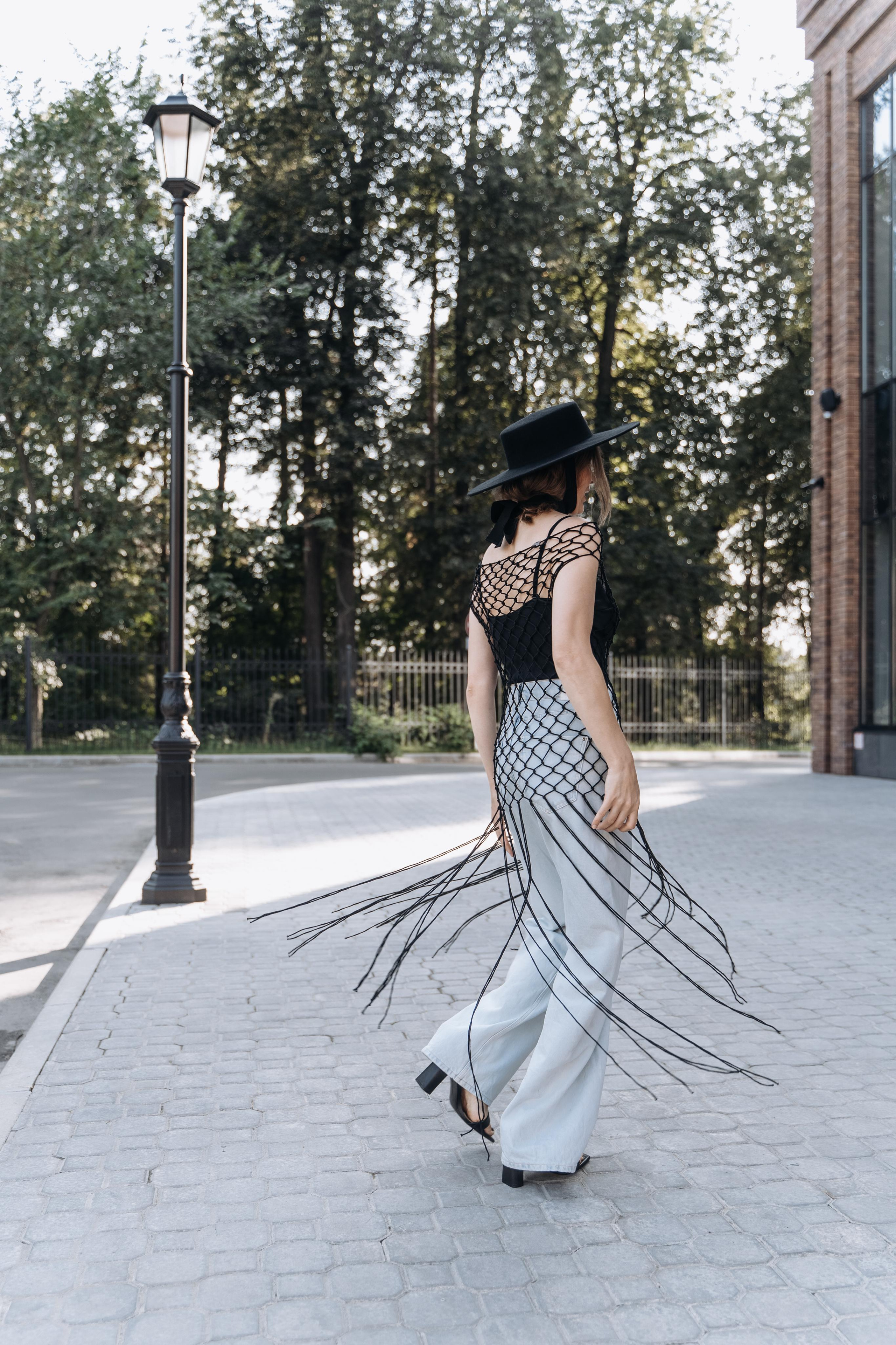 Женский фотограф в Москве и Московской области. Женская фотосессия. Женственные фотографии. Фотографии красивых женщин. Красивая стильная женская фотосессия. Контент-фотосессия. Визуал для блога.