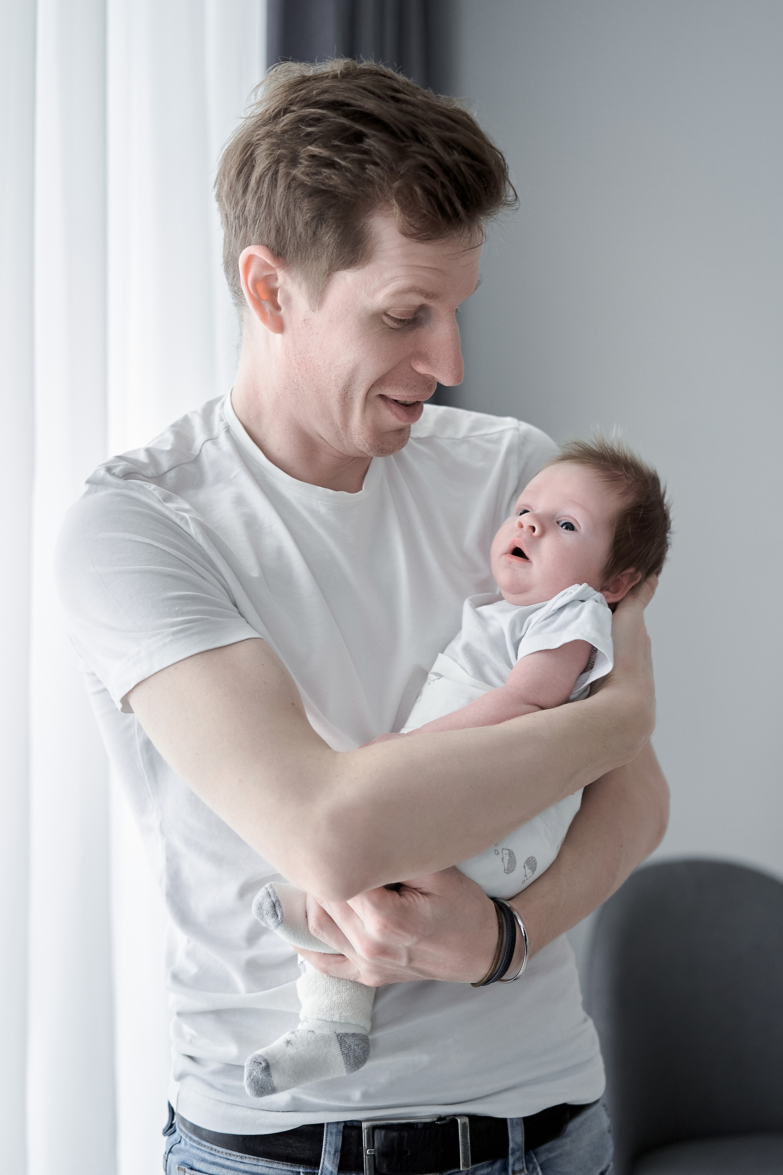 Домашняя семейная фотосессия в Москве, Домодедово, Видное, Бутово, Щербинка. Семейный фотограф Москва и Московская область. Семейная фотосессия на природе. Фотосессия детского праздника. Фотосессия юбилея. Фотосессия в день рождения. Фотограф на годик ребенку. Детский фотограф. Фоторепортаж семейного праздника. Детский фотограф Москва.