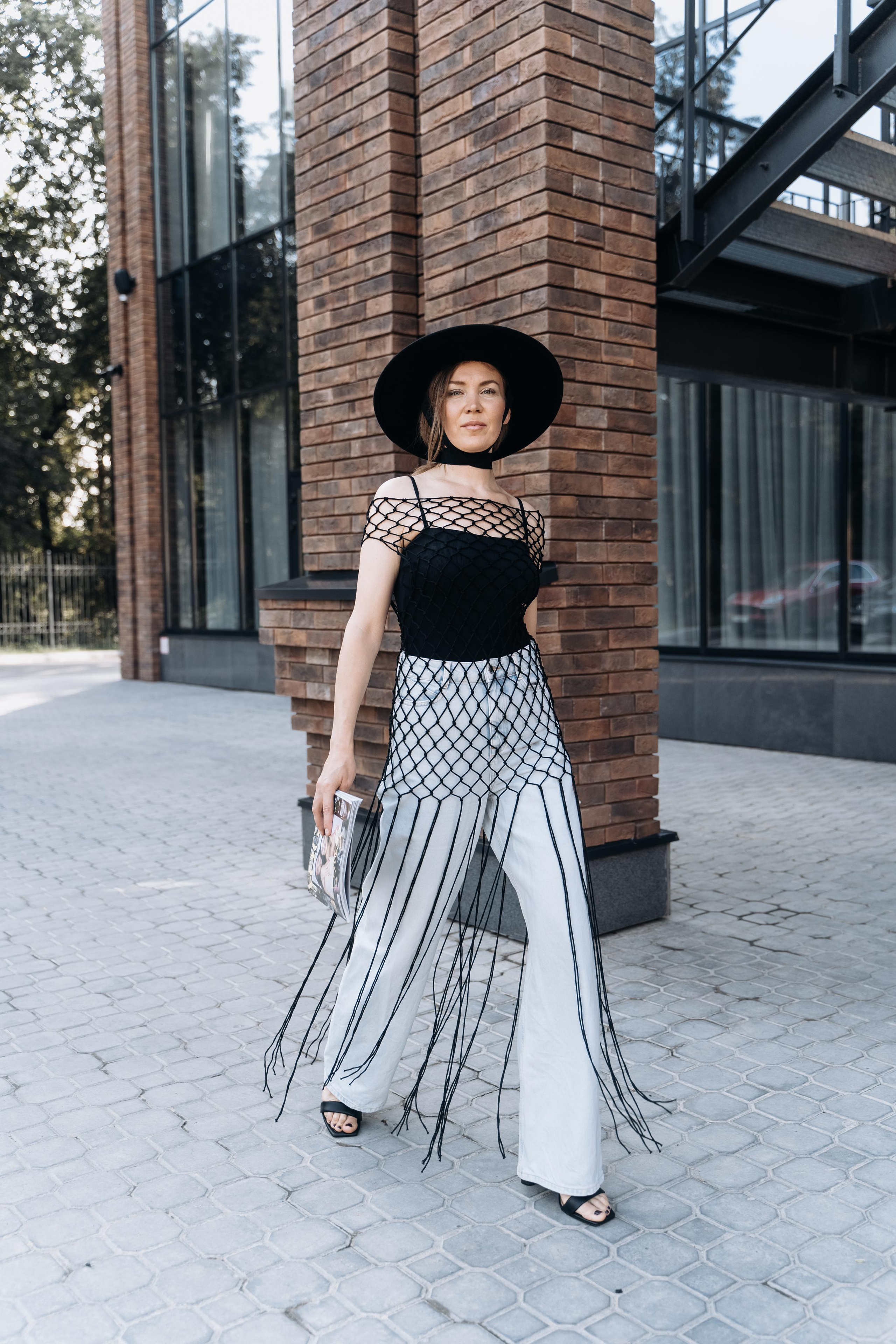 Женский фотограф в Москве и Московской области. Женская фотосессия. Женственные фотографии. Фотографии красивых женщин. Красивая стильная женская фотосессия. Контент-фотосессия. Визуал для блога.