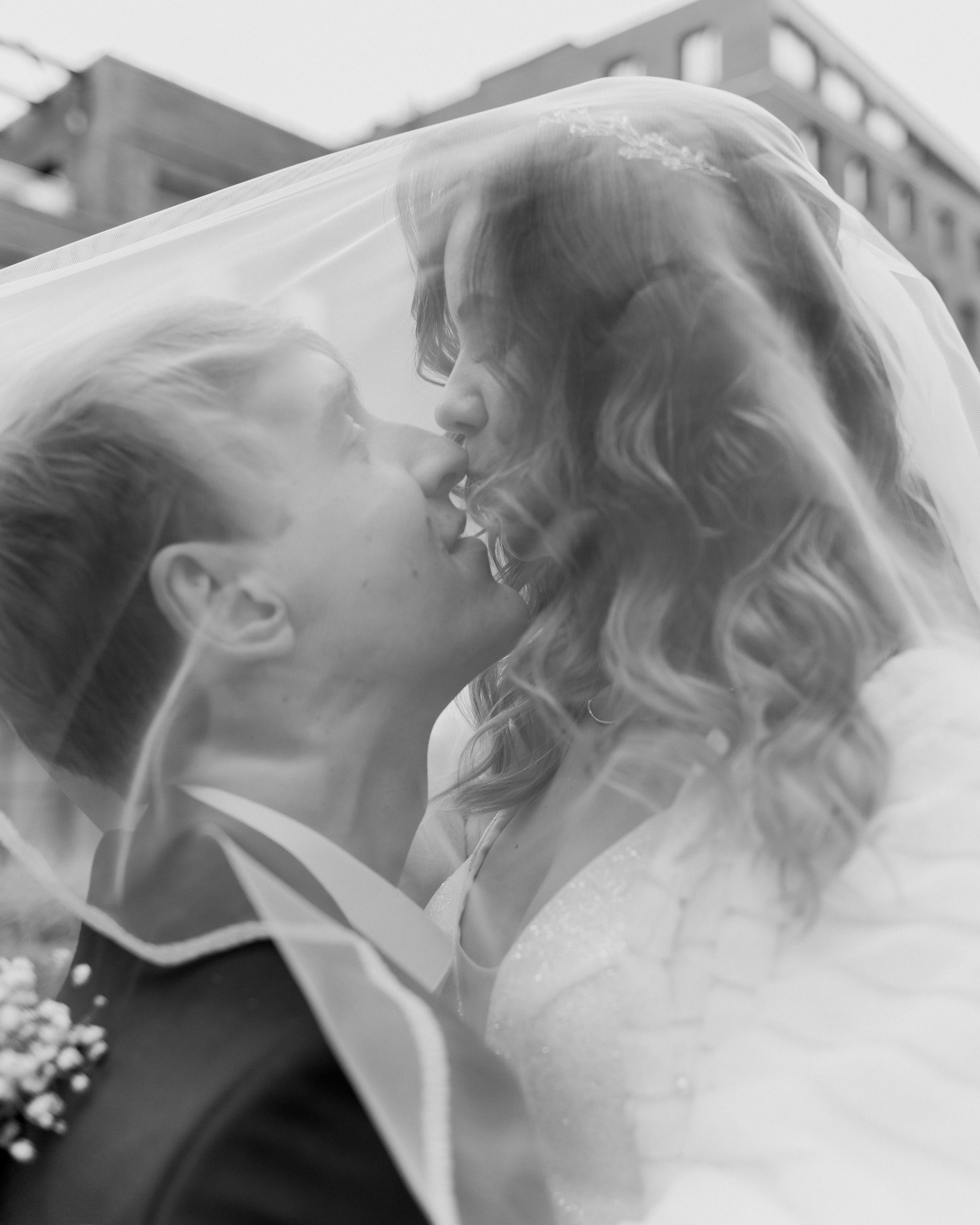 Свадебная фотосессия осенью в парке