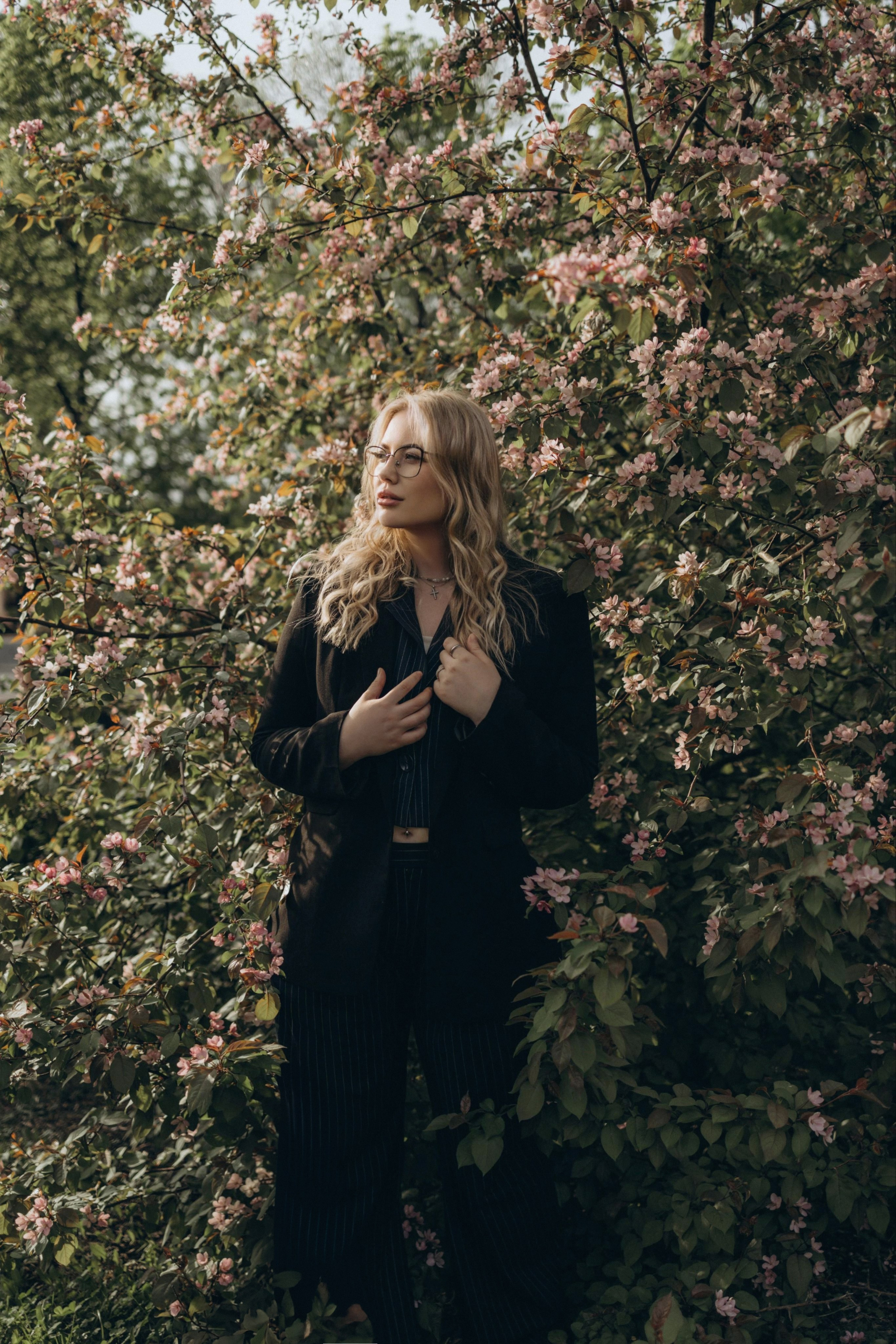 Эмма в цветении. Фотограф Ксения Железникова