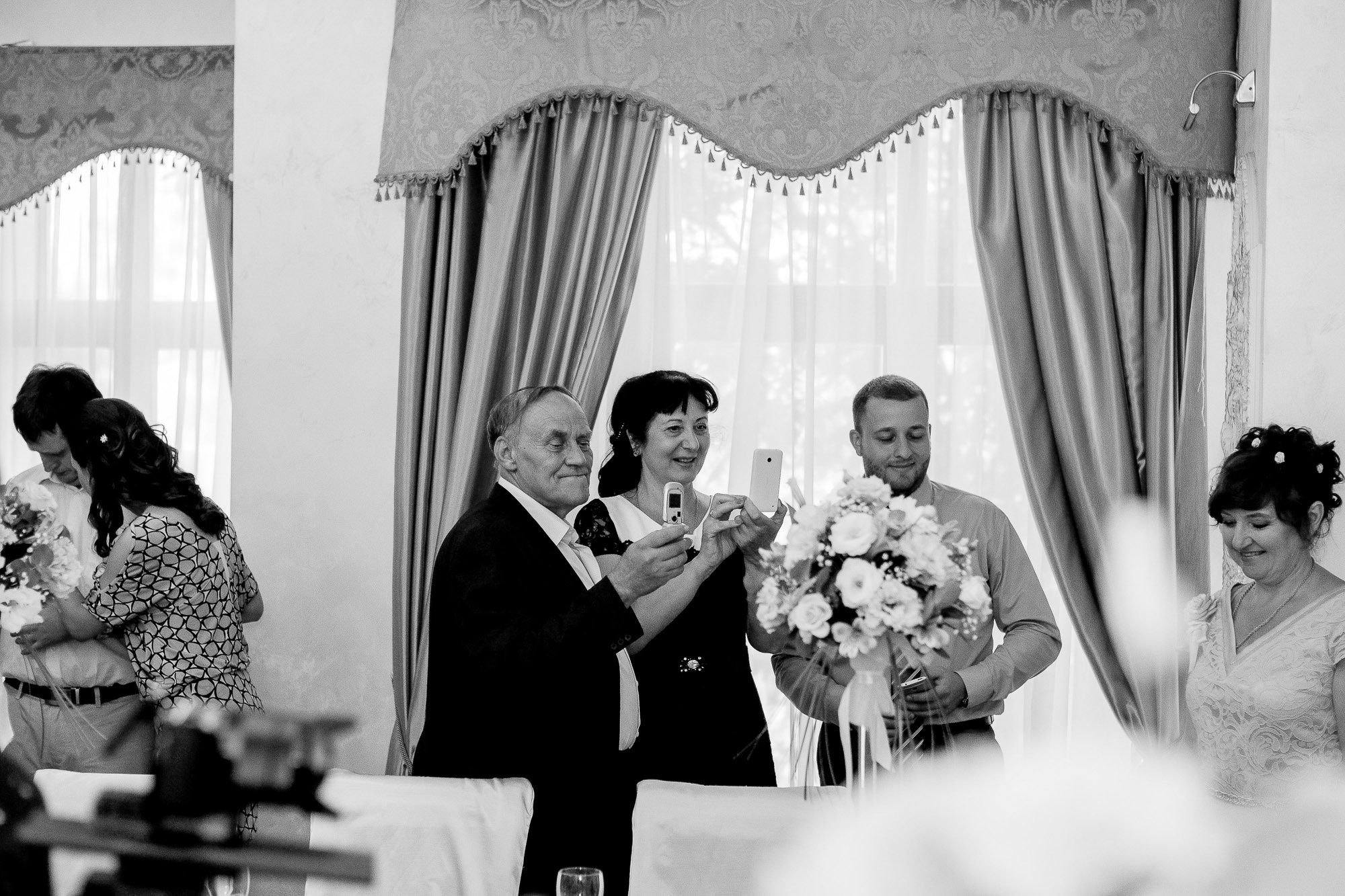 Свадебный фотограф в Ростове-на-Дону. Свадебная фотография в Ростове-н. Максим Матвийченко и Виктория Басова профессионалы своего дела