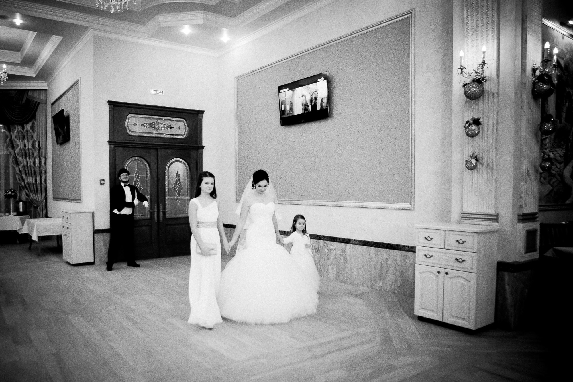 Свадебный фотограф в Ростове-на-Дону. Свадебная фотография в Ростове-н. Максим Матвийченко и Виктория Басова профессионалы своего дела