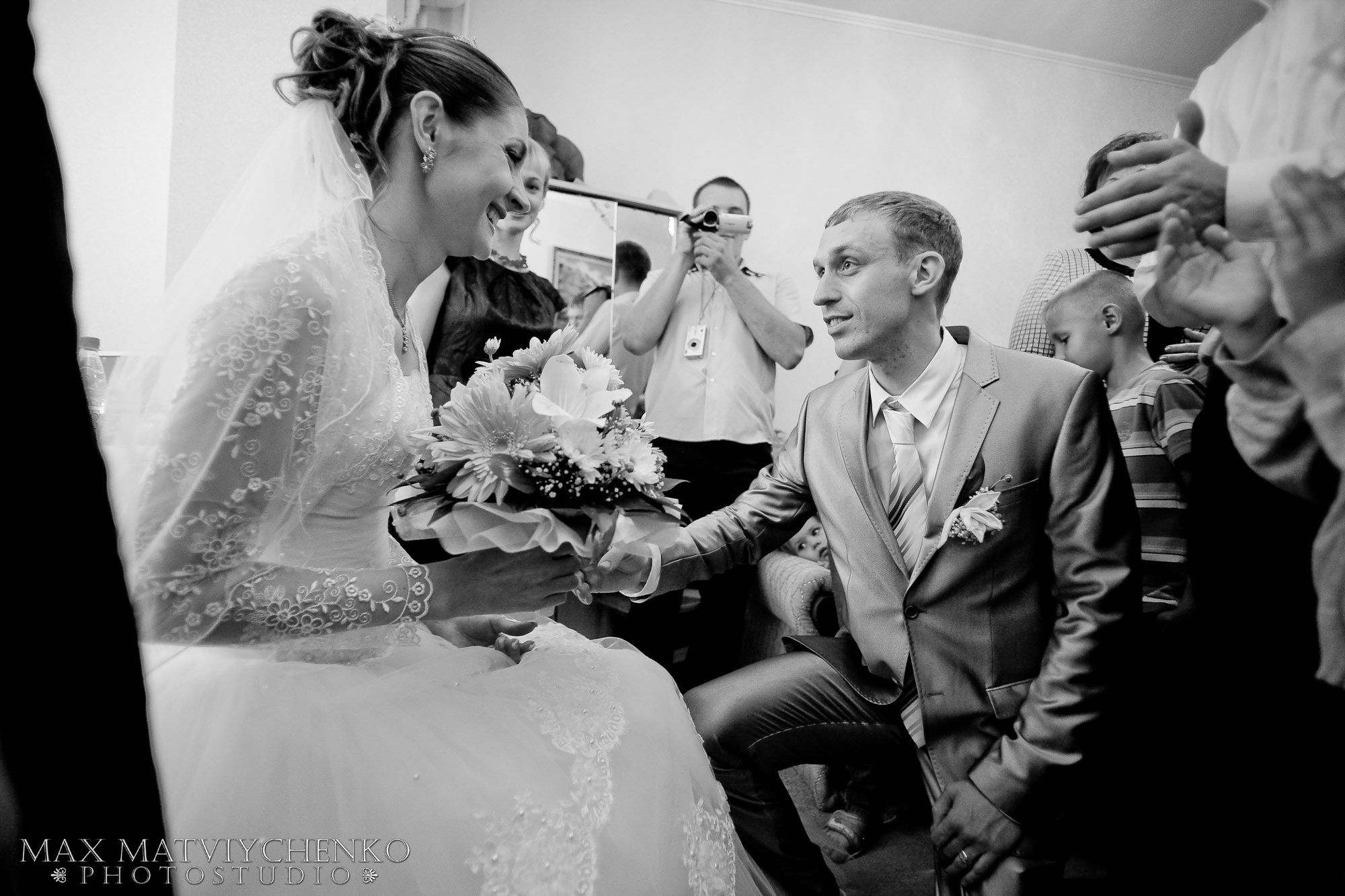 Свадебный фотограф в Ростове-на-Дону. Свадебная фотография в Ростове-н. Максим Матвийченко и Виктория Басова профессионалы своего дела