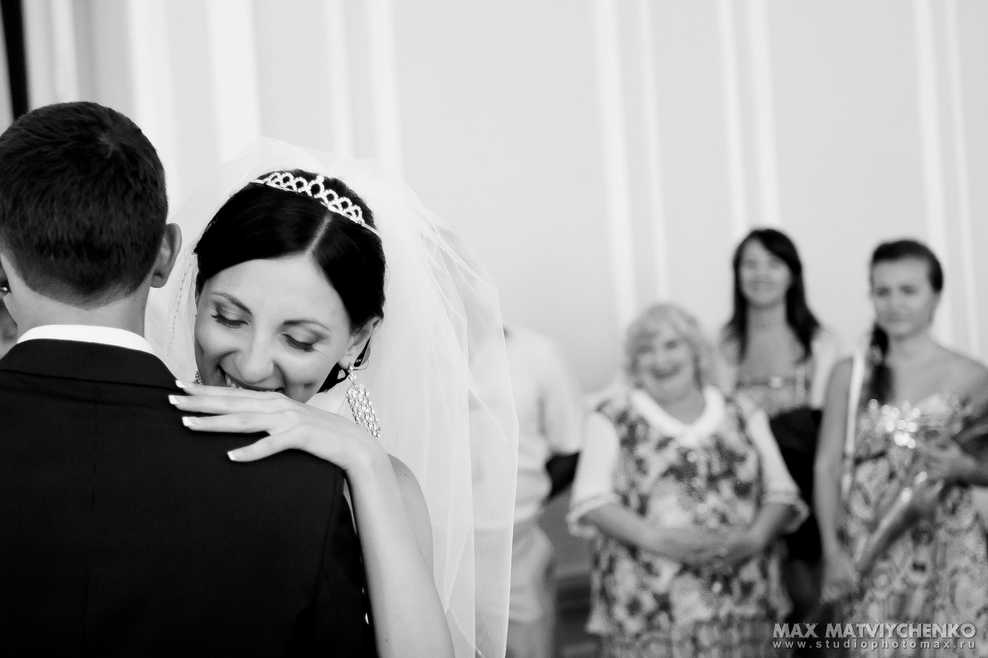 Свадебный фотограф в Ростове-на-Дону. Свадебная фотография в Ростове-н. Максим Матвийченко и Виктория Басова профессионалы своего дела