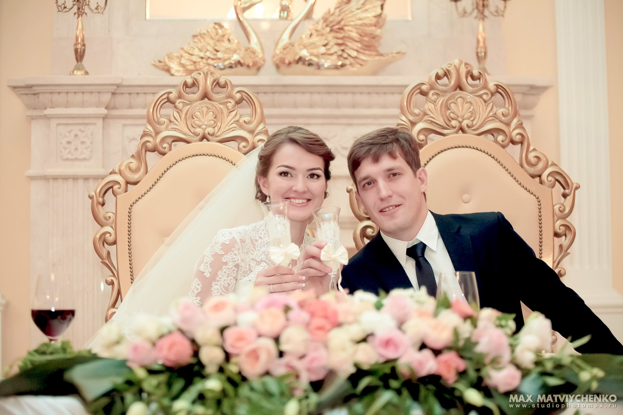 Wedding photographer. Professional photo and video shooting of wedding. Max Matvich and Victoria Basova are professionals in their field