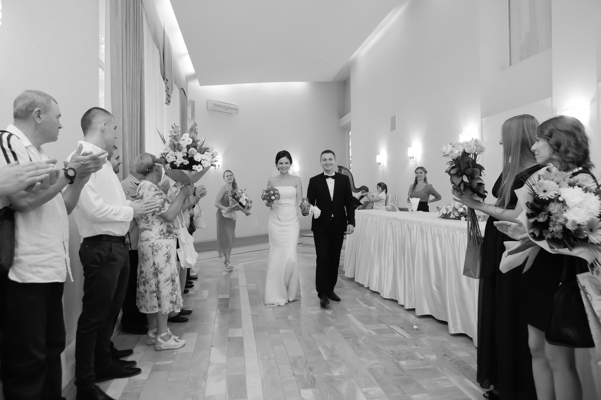 Свадебный фотограф в Ростове-на-Дону. Свадебная фотография в Ростове-н. Максим Матвийченко и Виктория Басова профессионалы своего дела