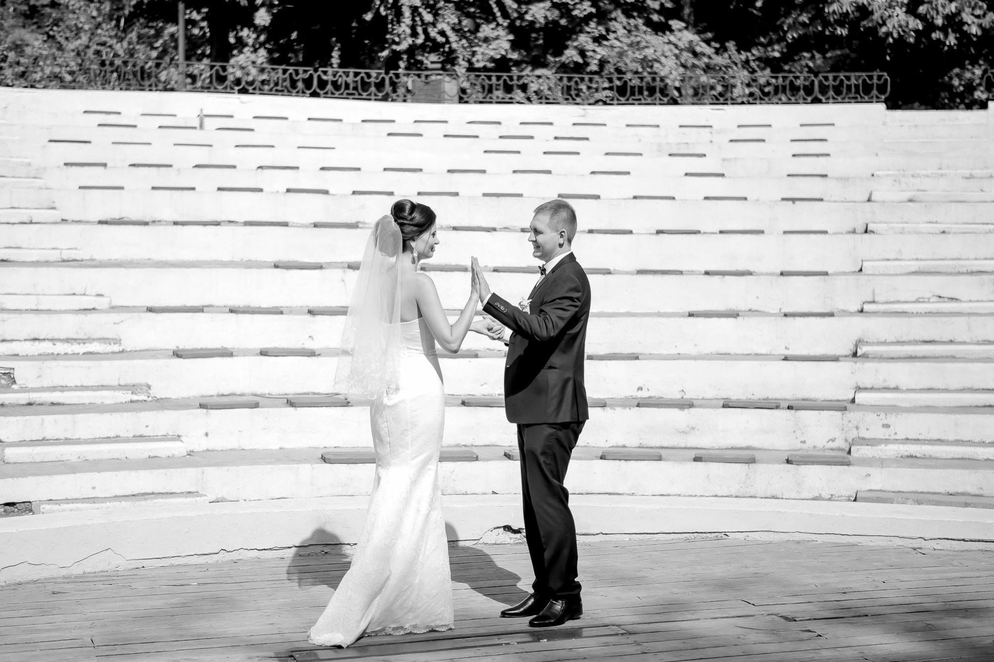 Свадебный фотограф в Ростове-на-Дону. Свадебная фотография в Ростове-н. Максим Матвийченко и Виктория Басова профессионалы своего дела