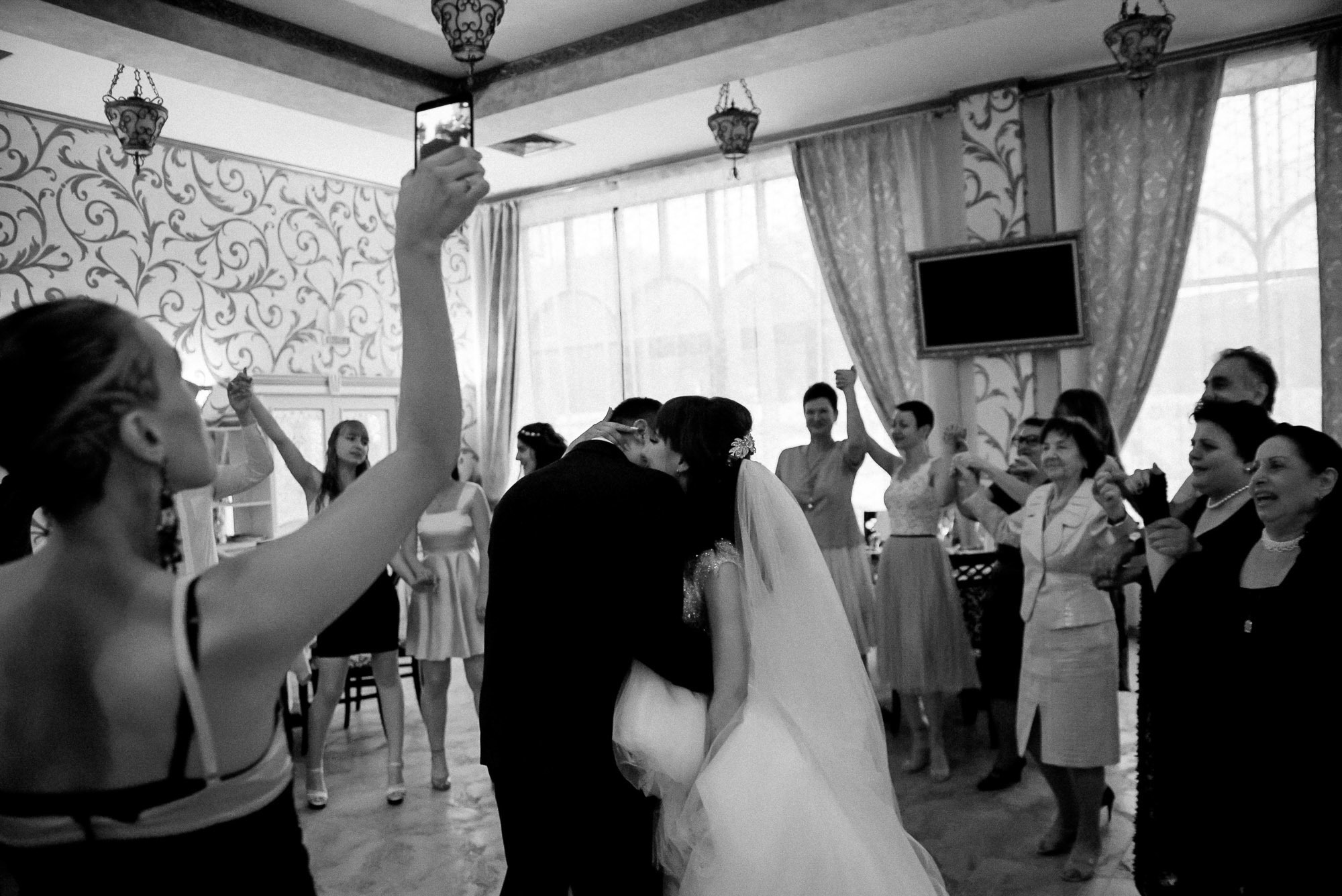 Свадебный фотограф в Ростове-на-Дону. Свадебная фотография в Ростове-н. Максим Матвийченко и Виктория Басова профессионалы своего дела