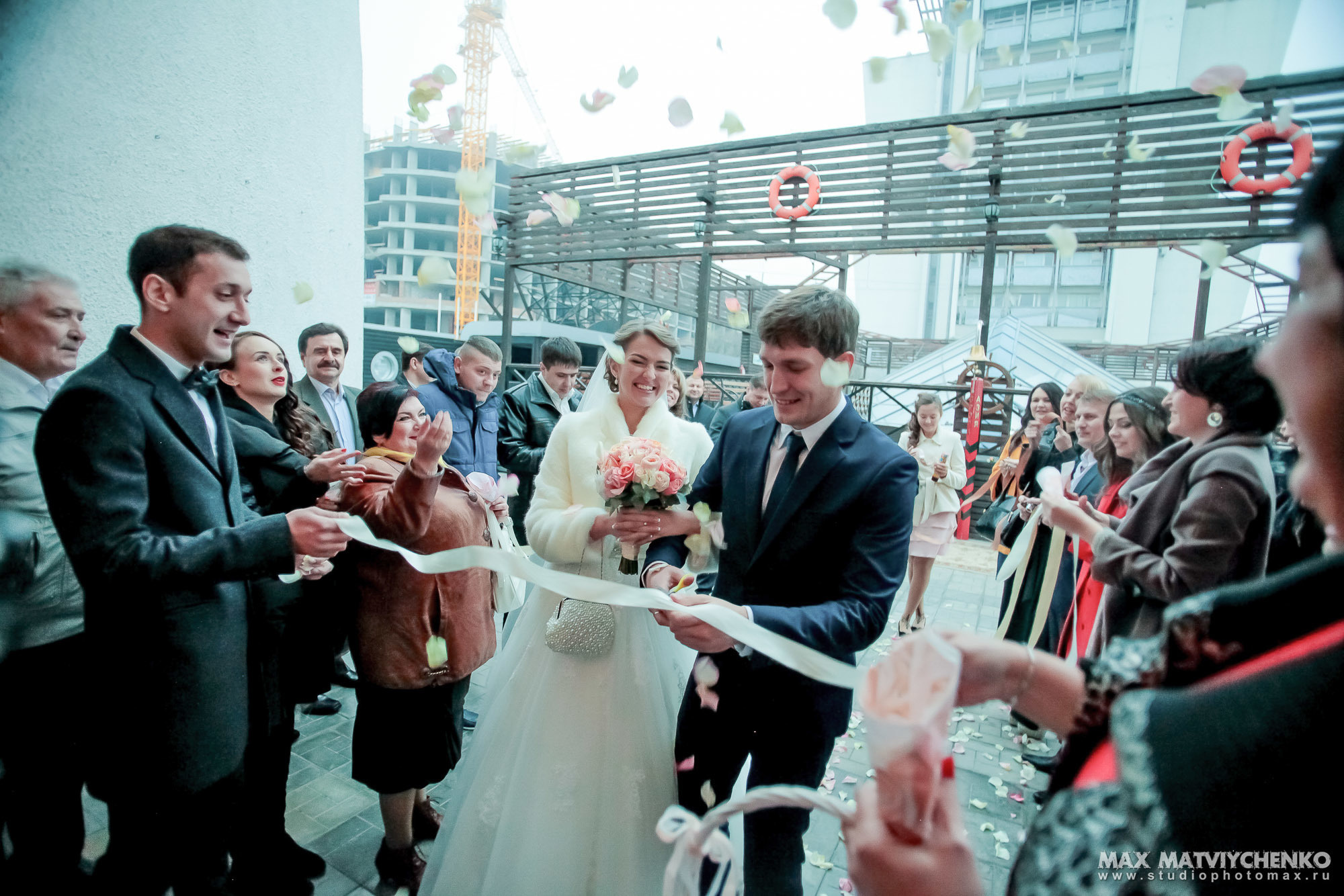 Wedding photographer. Professional photo and video shooting of wedding. Max Matvich and Victoria Basova are professionals in their field