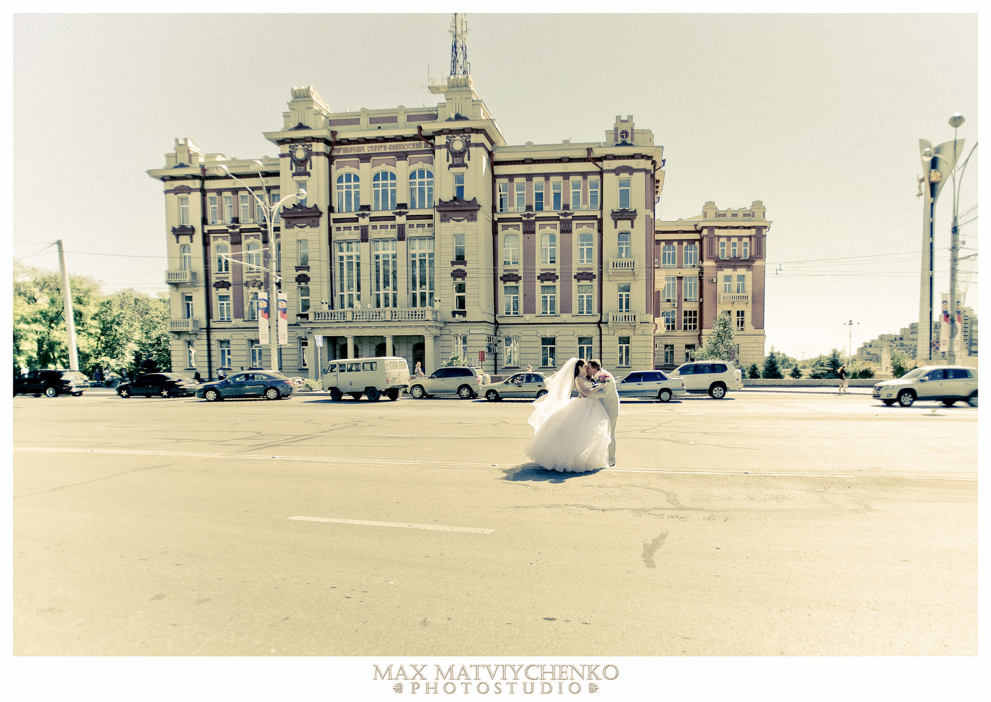 Свадебный фотограф в Ростове-на-Дону. Свадебная фотография в Ростове-н. Максим Матвийченко и Виктория Басова профессионалы своего дела