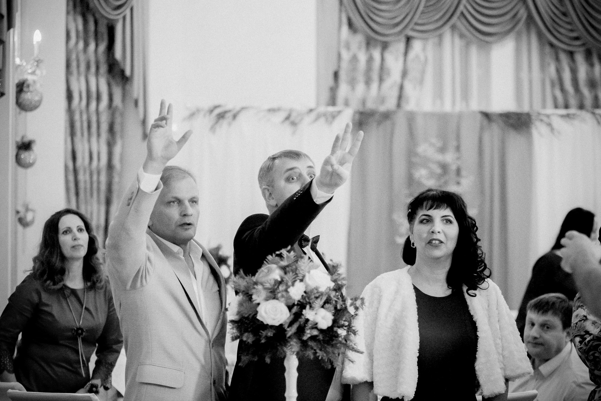 Свадебный фотограф в Ростове-на-Дону. Свадебная фотография в Ростове-н. Максим Матвийченко и Виктория Басова профессионалы своего дела