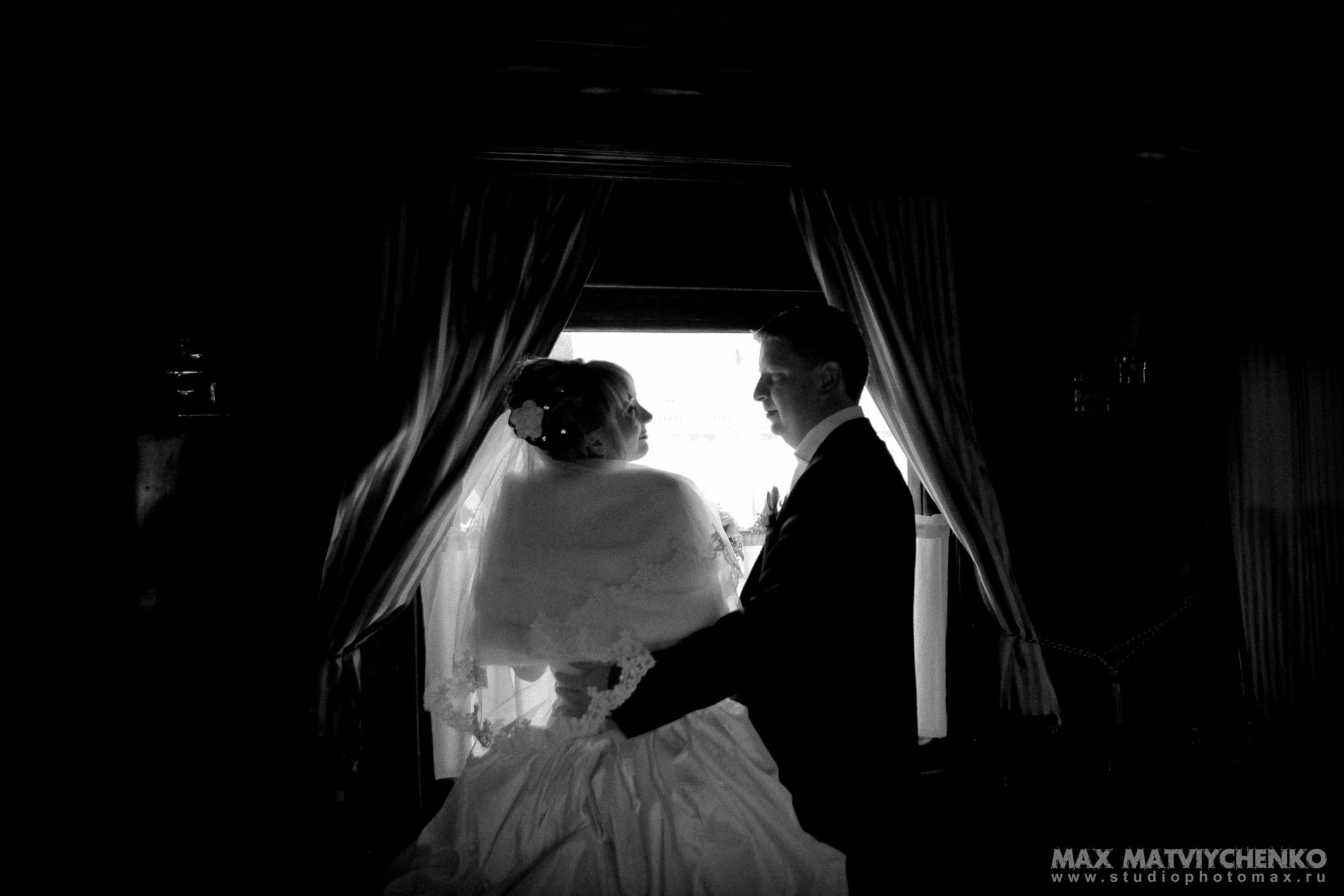 Свадебный фотограф в Ростове-на-Дону. Свадебная фотография в Ростове-н. Максим Матвийченко и Виктория Басова профессионалы своего дела