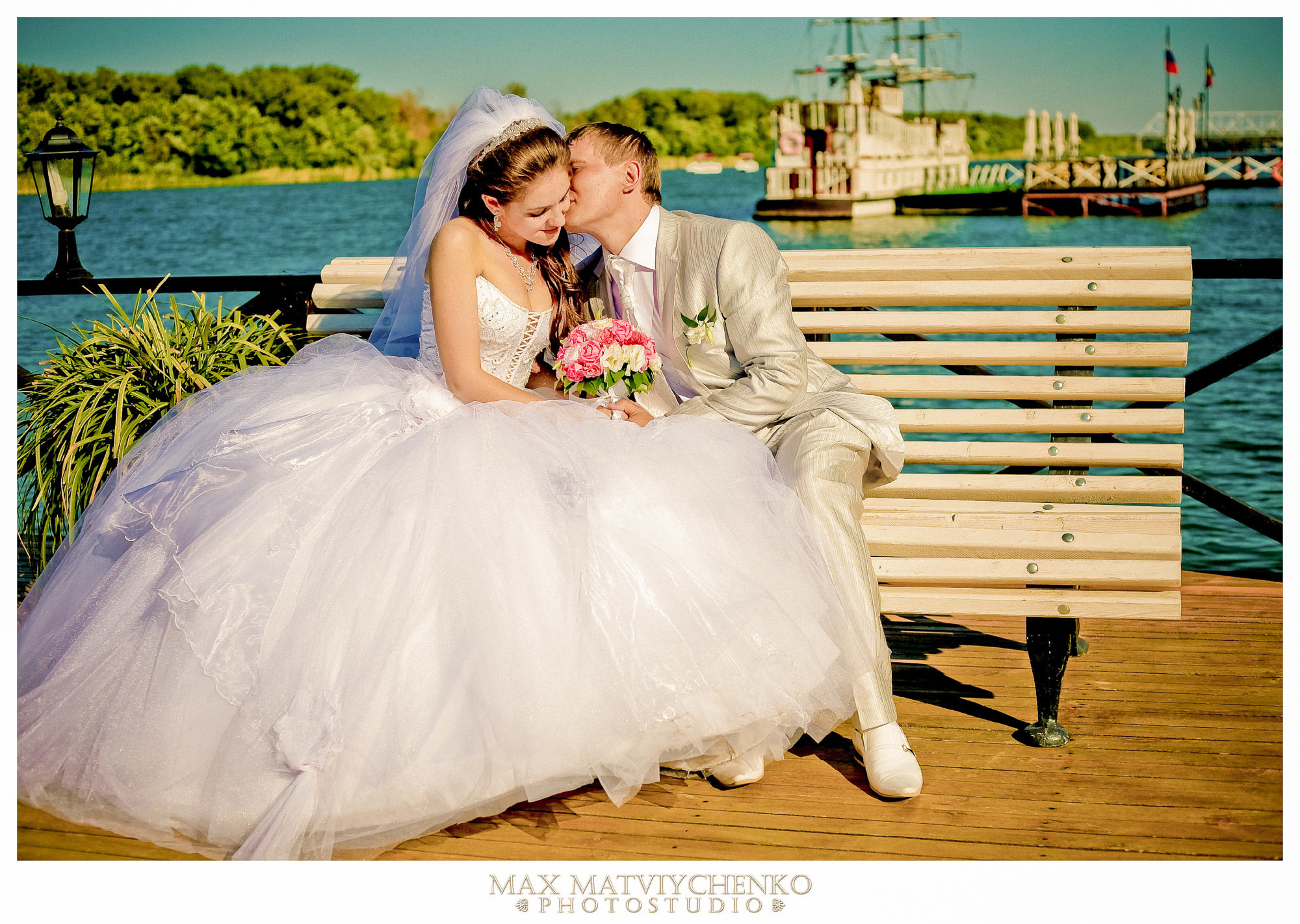 Свадебный фотограф в Ростове-на-Дону. Свадебная фотография в Ростове-н. Максим Матвийченко и Виктория Басова профессионалы своего дела
