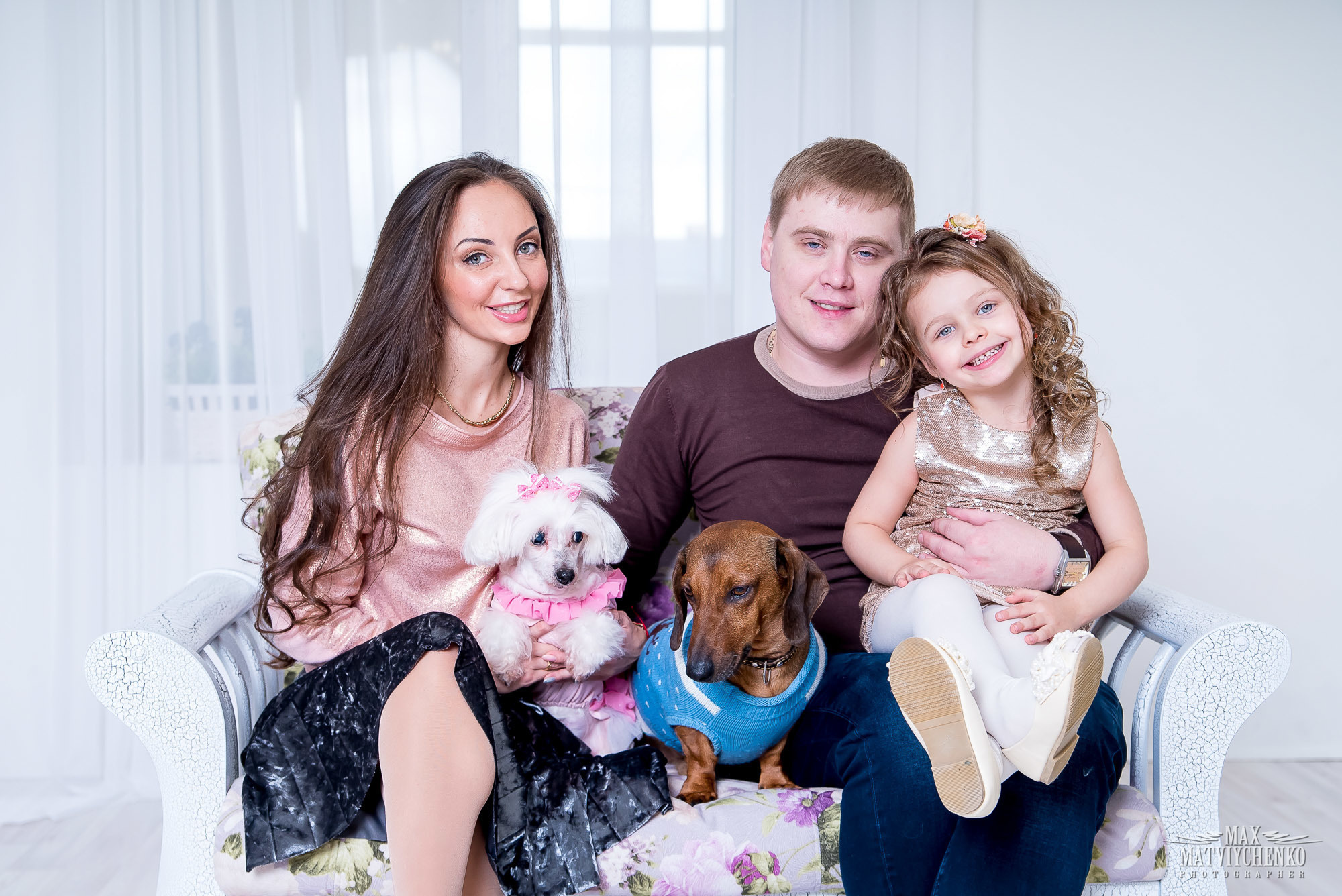 Family and children's photo shoots. Max Matvich and Victoria Basova are professionals in their field