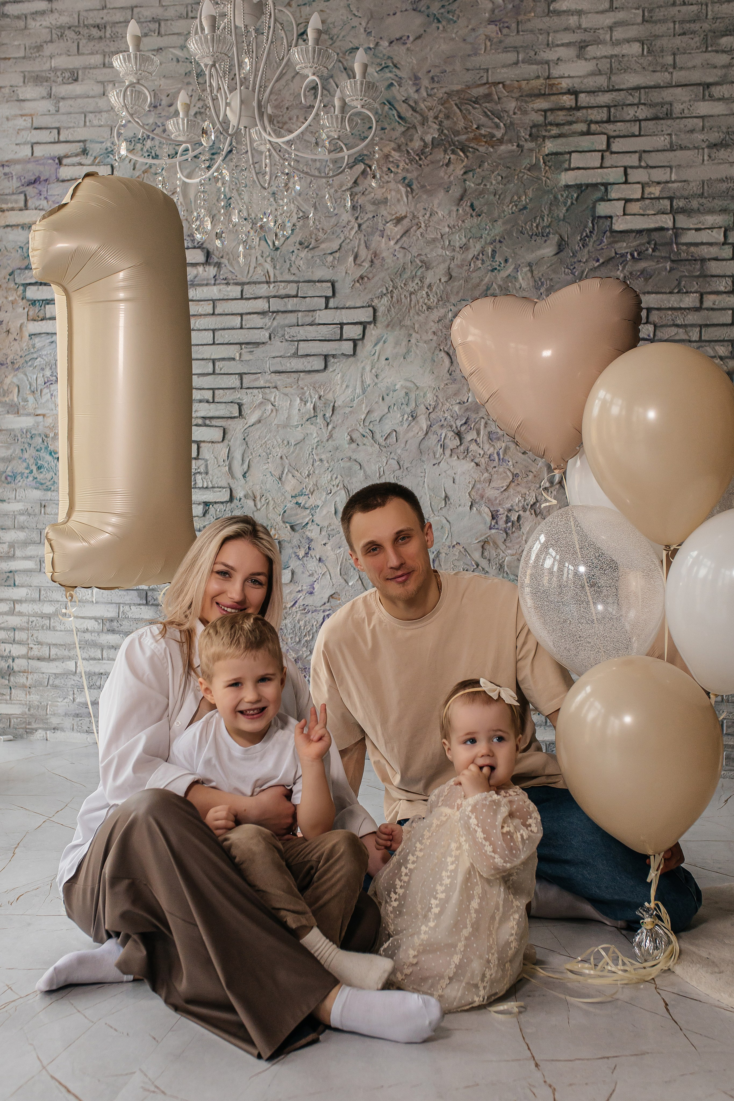 Семейная фотосессия в честь годовасия. Свадебный фотограф в Ростове-на-Дону и Азове Малявка Анастасия