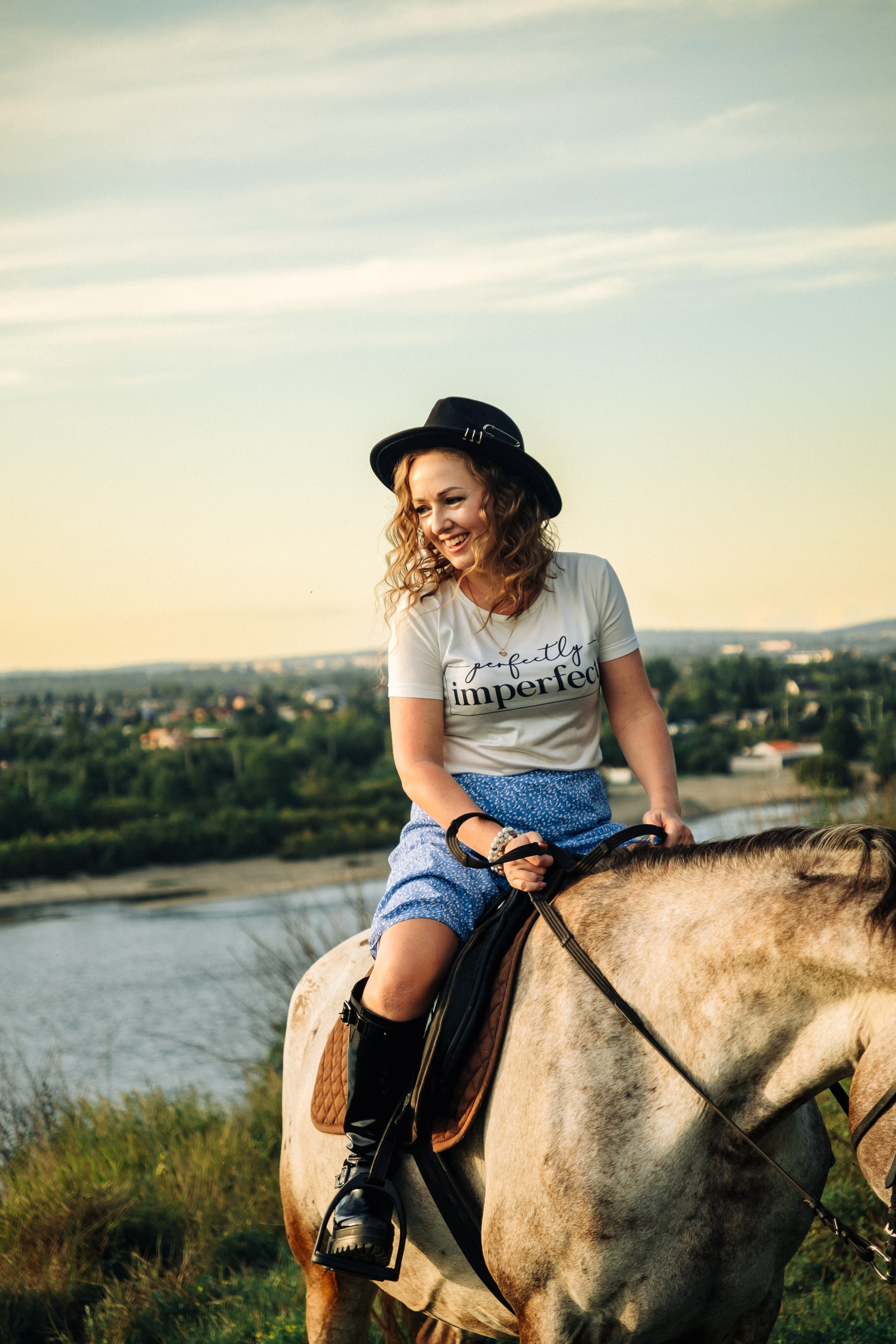 Фотопрогулка с лошадью. Фотограф в Иркутске Анна Мирошникова