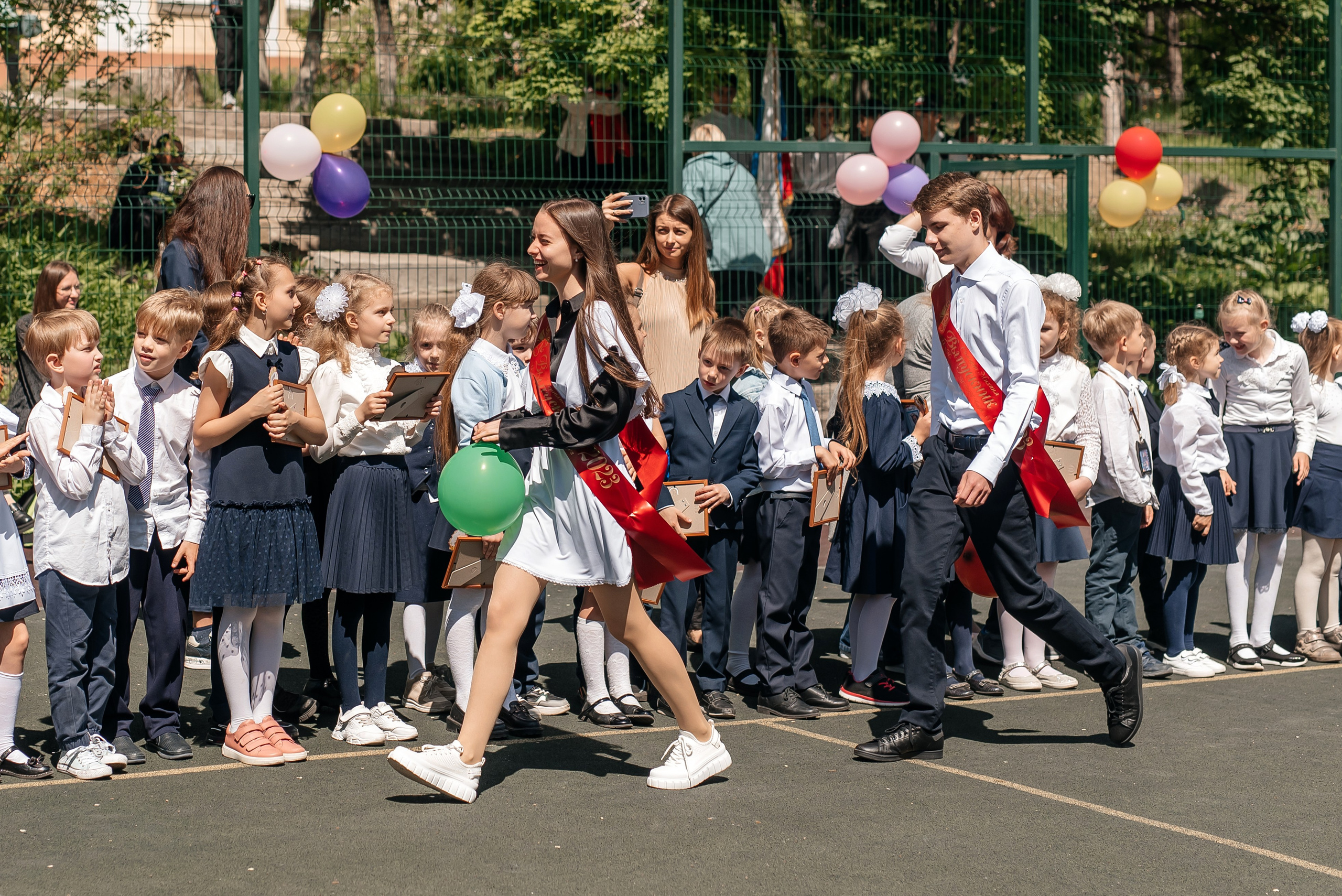 Последний звонок Лицей № 3. Свадебный фотограф Елена Рякина