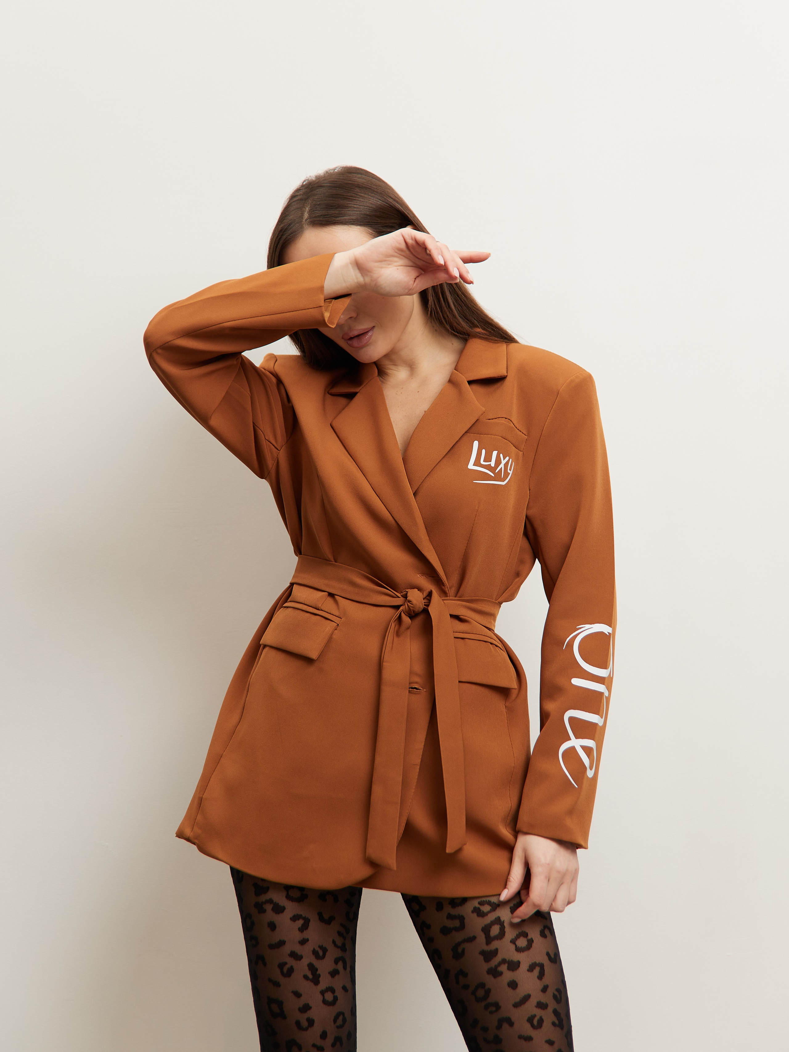 Фотосъемка одежды с моделью в Ростове-на-Дону. Предметный и бизнес фотограф в Ростове-на-Дону Александра Степанова