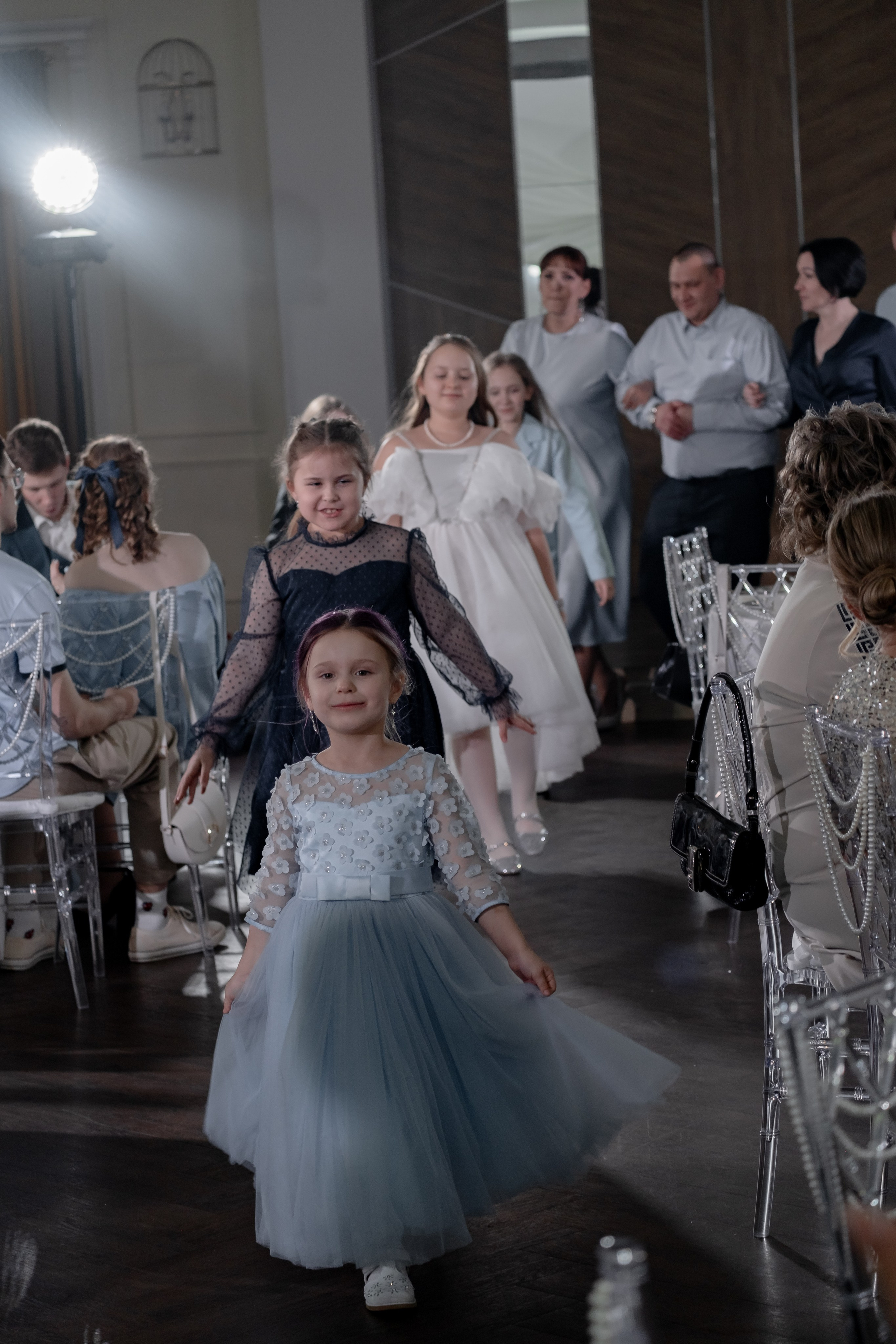 СВАДЕБНЫЙ БАНКЕТ (СНЯТО В СИБИРЕ В НИЖНЕВАРТОВСКЕ). Профессиональный фотограф, Санкт-Петербург — Виктория Богомолова