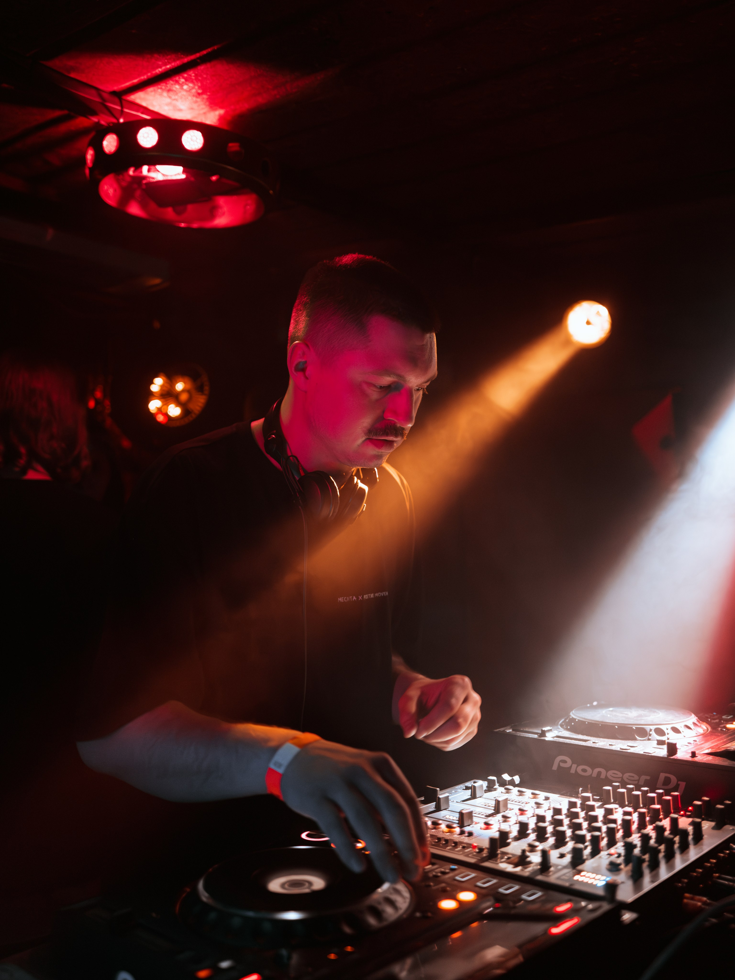 Beta Festival. @tomrus: Рустам Шагиморданов — фотограф