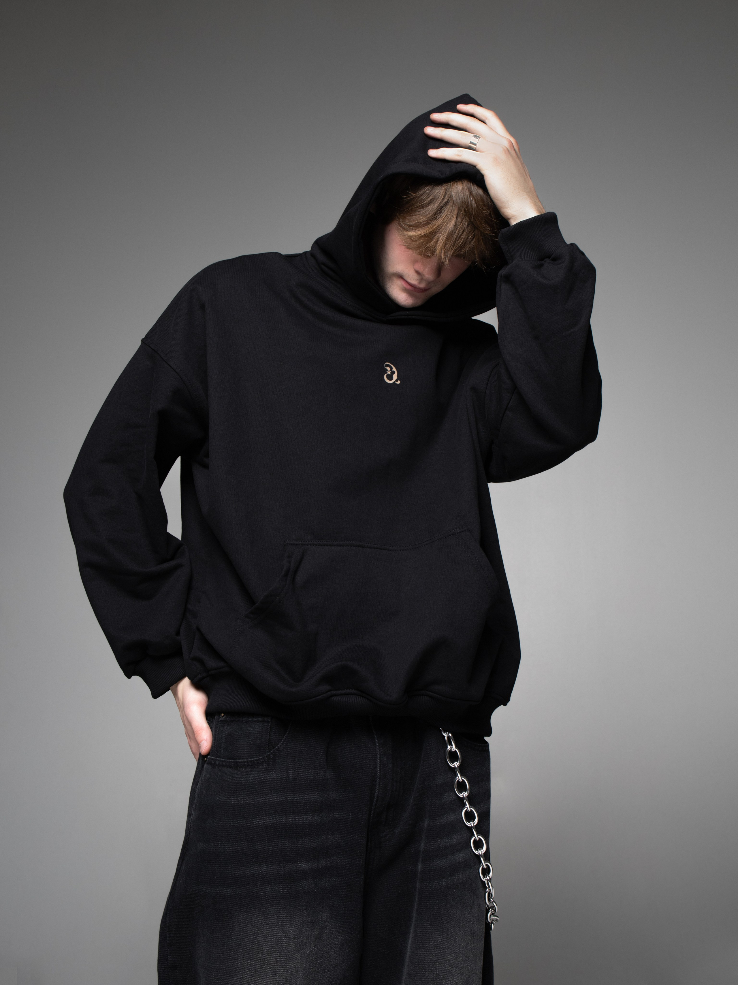 КАТАЛОГ | серый фон. RUNA production — стильные съемки для брендов