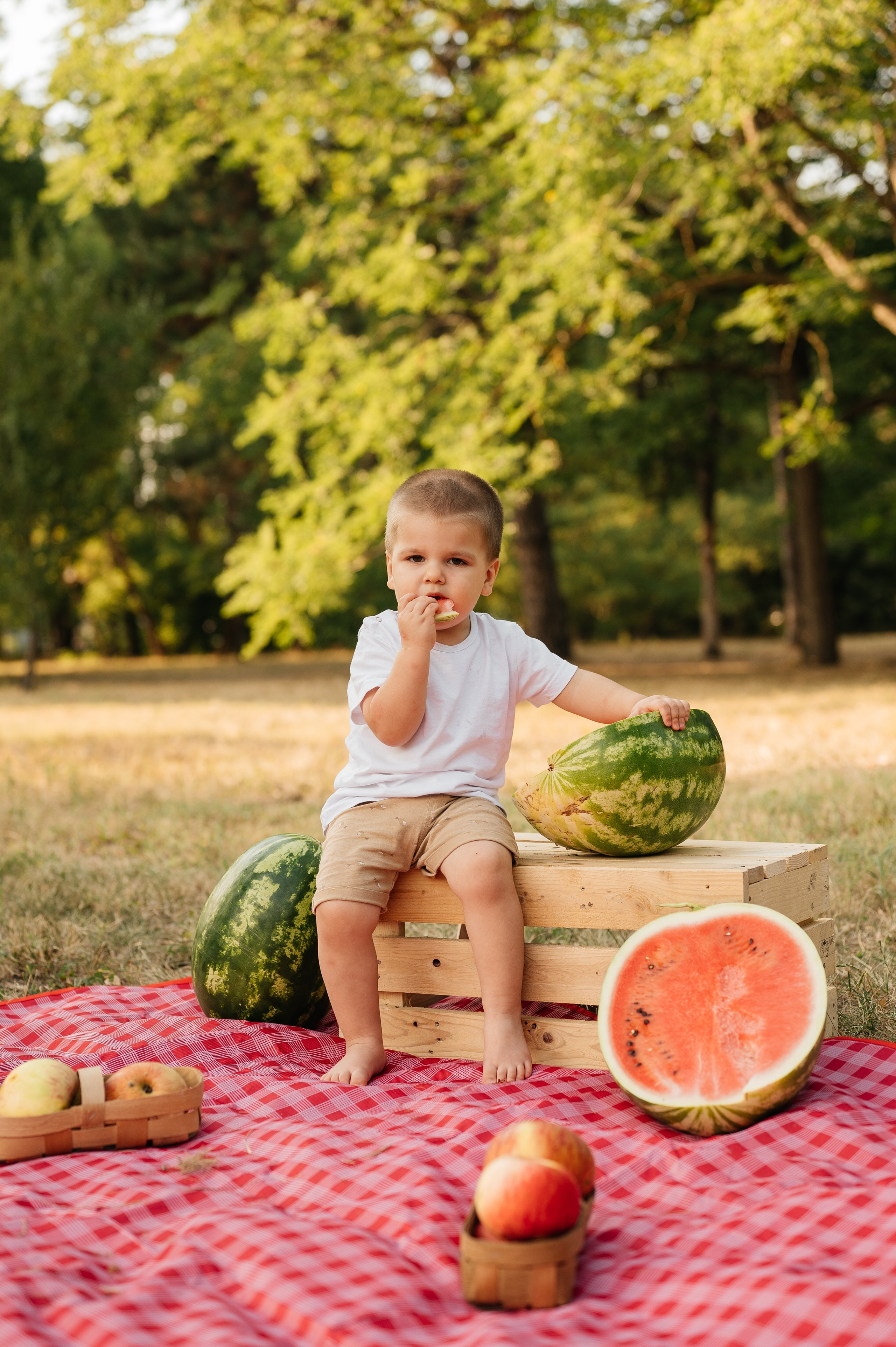 Летняя семейная фотосессия в парке. Свадебный и семейный фотограф в Краснодаре Алина Мельник