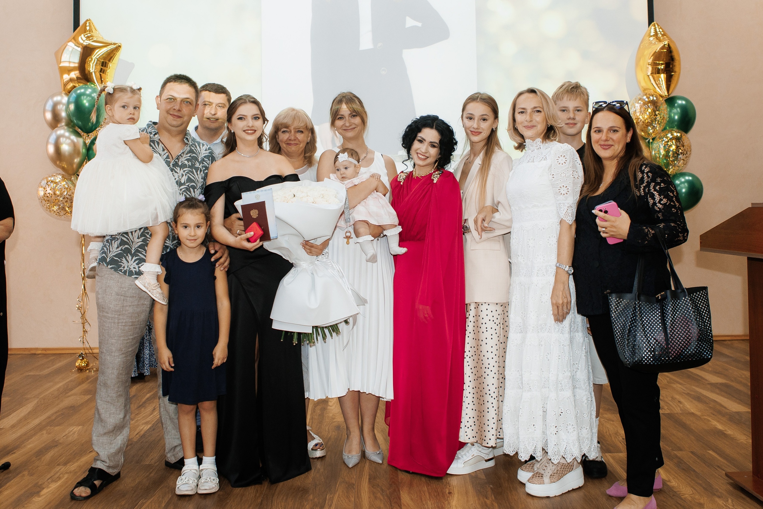 Выпускной Гимназия 12 2024 г. Свадебный и портретный Фотограф в Липецке Дмитрий Котюков