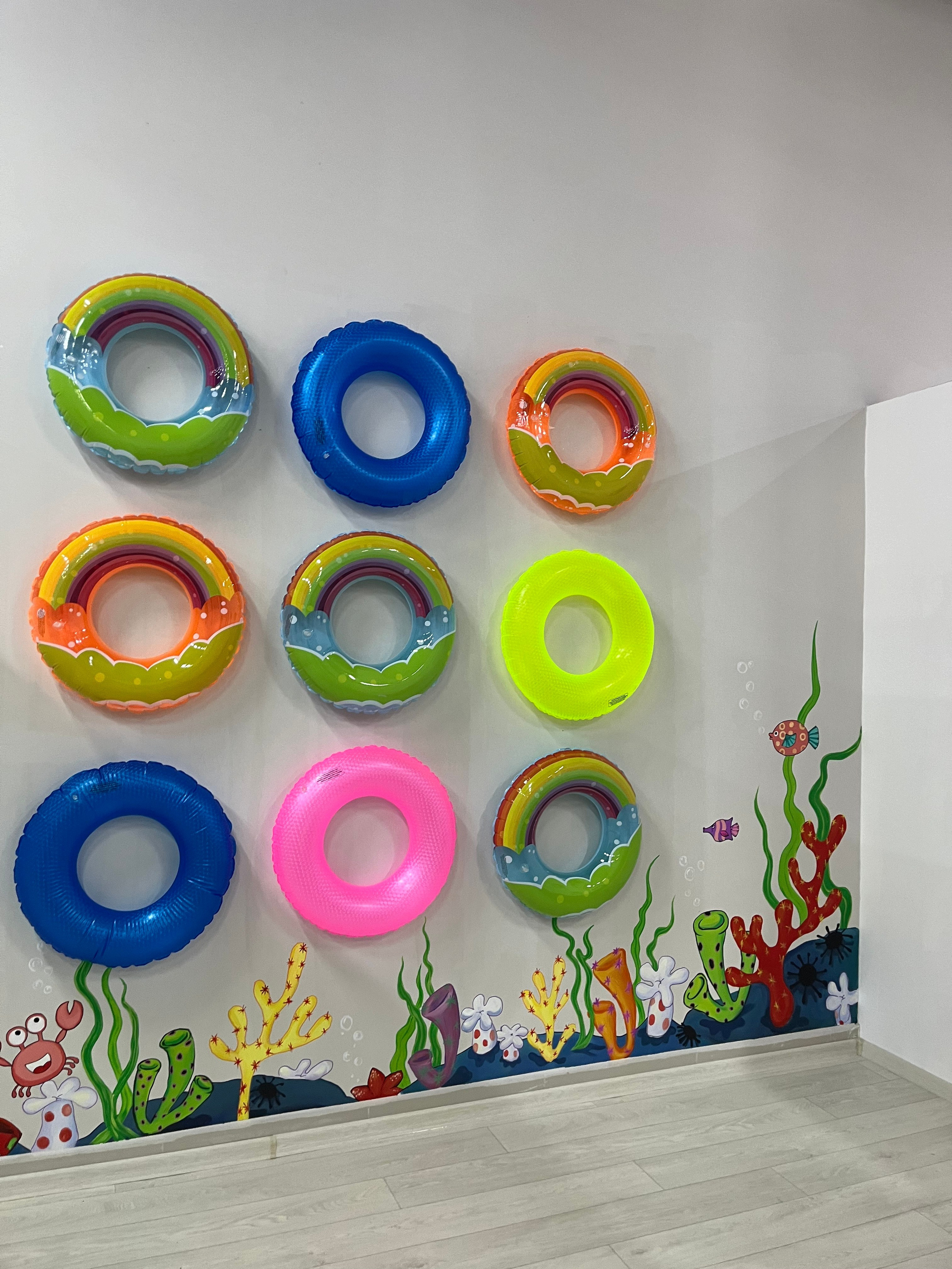 Роспись стены. Художник-преподаватель Диляра Хабибуллина